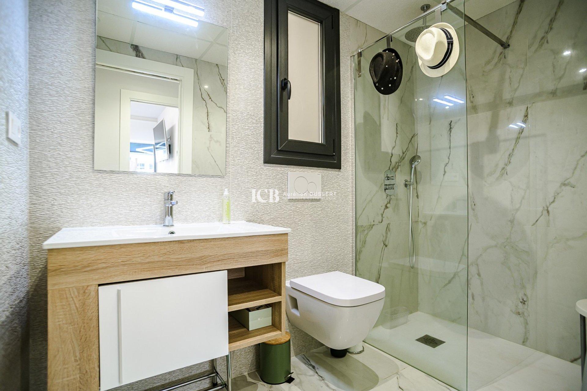 Reventa - Apartamento / piso -
Orihuela Costa - Playa Flamenca
