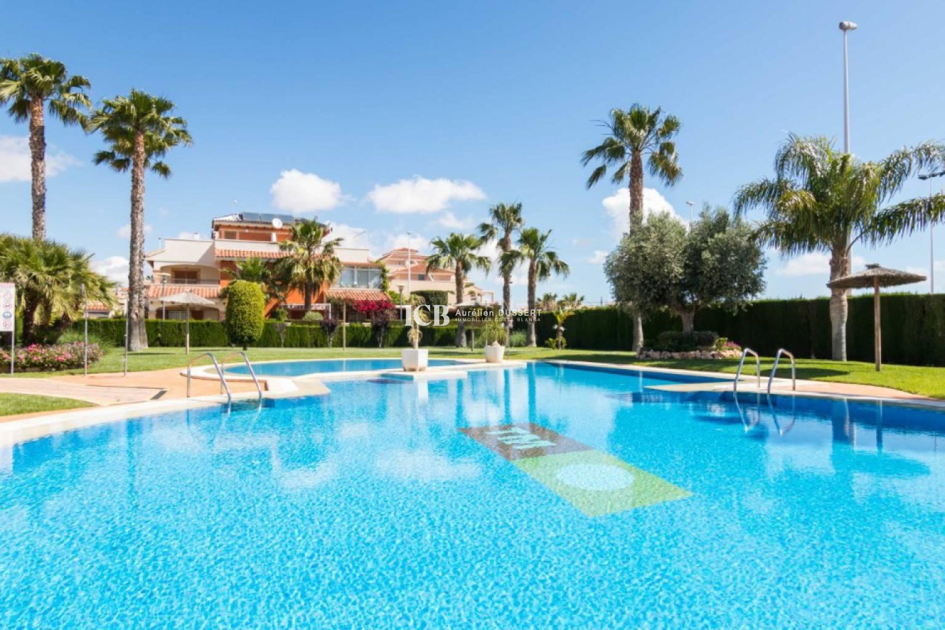Reventa - Apartamento / piso -
Orihuela Costa - Playa Flamenca