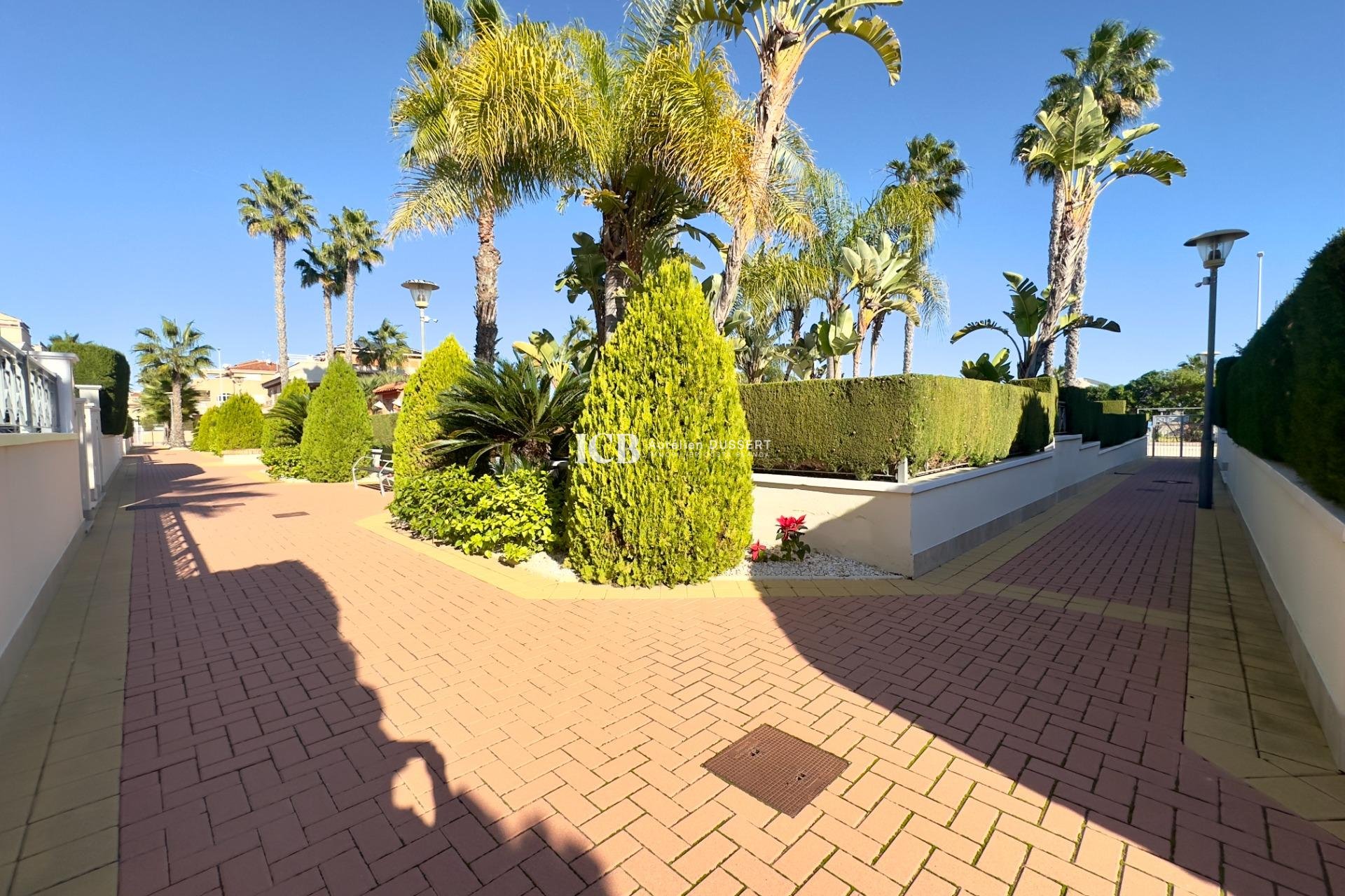 Reventa - Apartamento / piso -
Orihuela Costa - Playa Flamenca