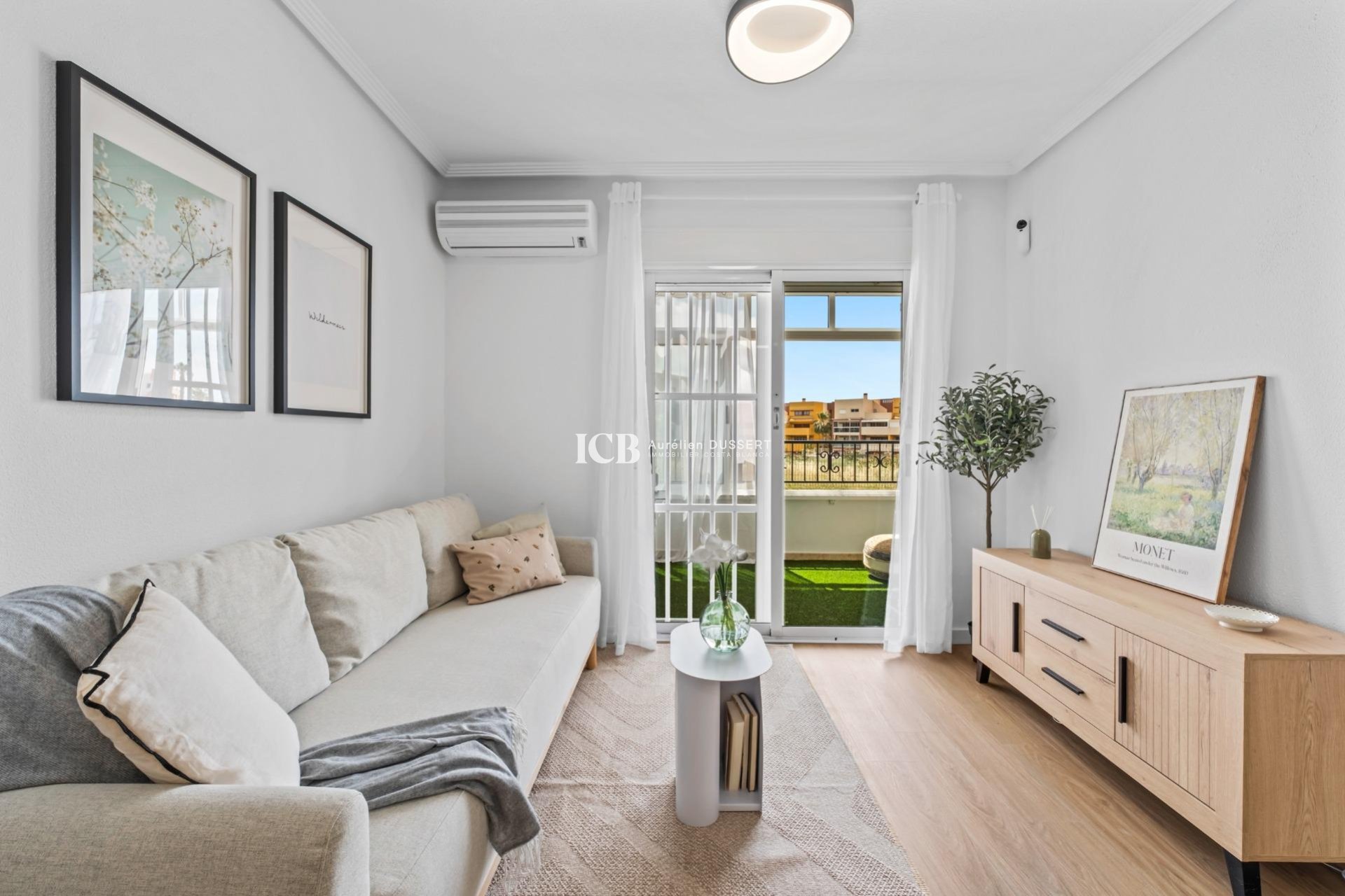 Reventa - Apartamento / piso -
Orihuela Costa - Playa Flamenca