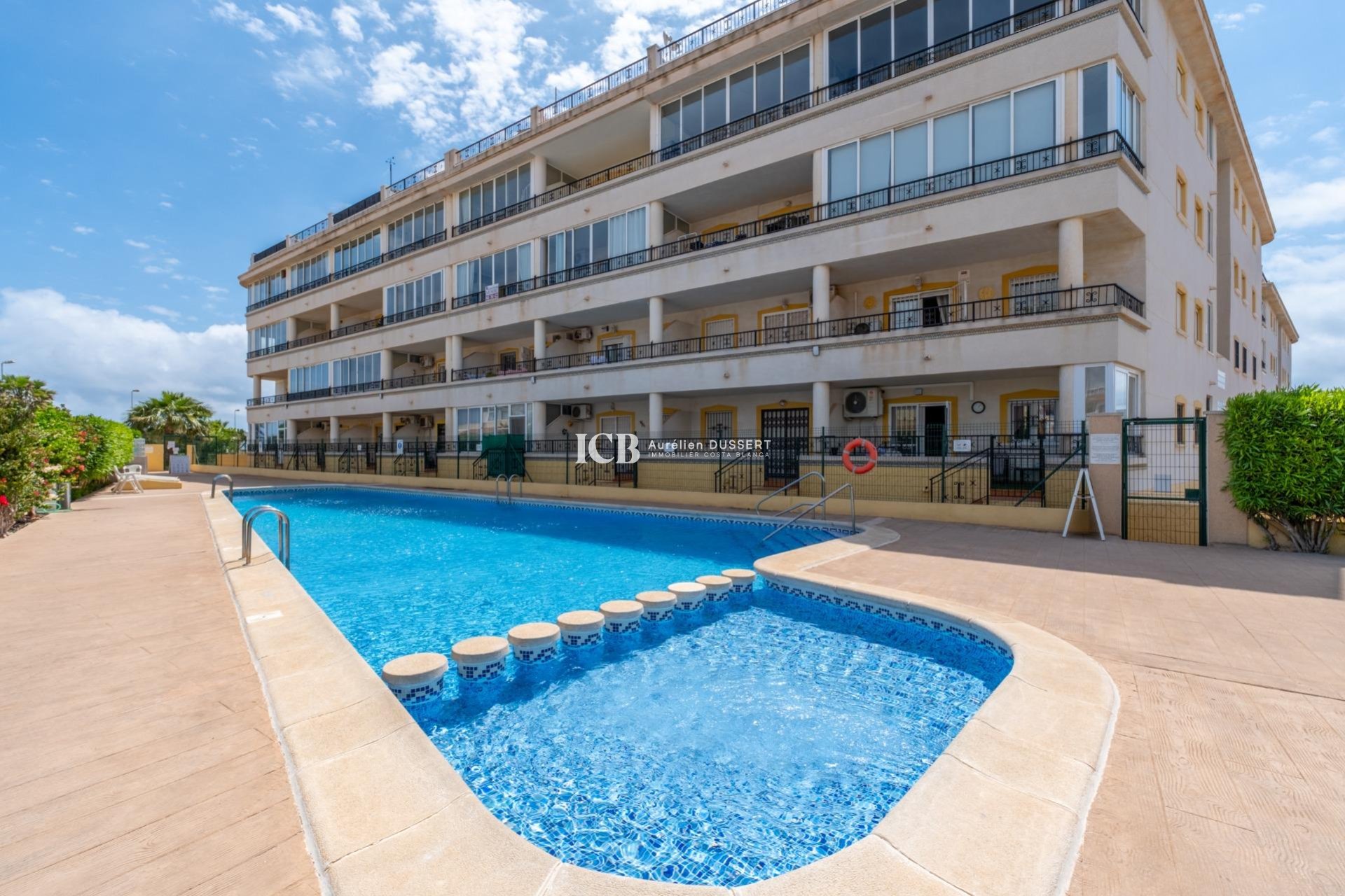 Reventa - Apartamento / piso -
Orihuela Costa - Playa Flamenca