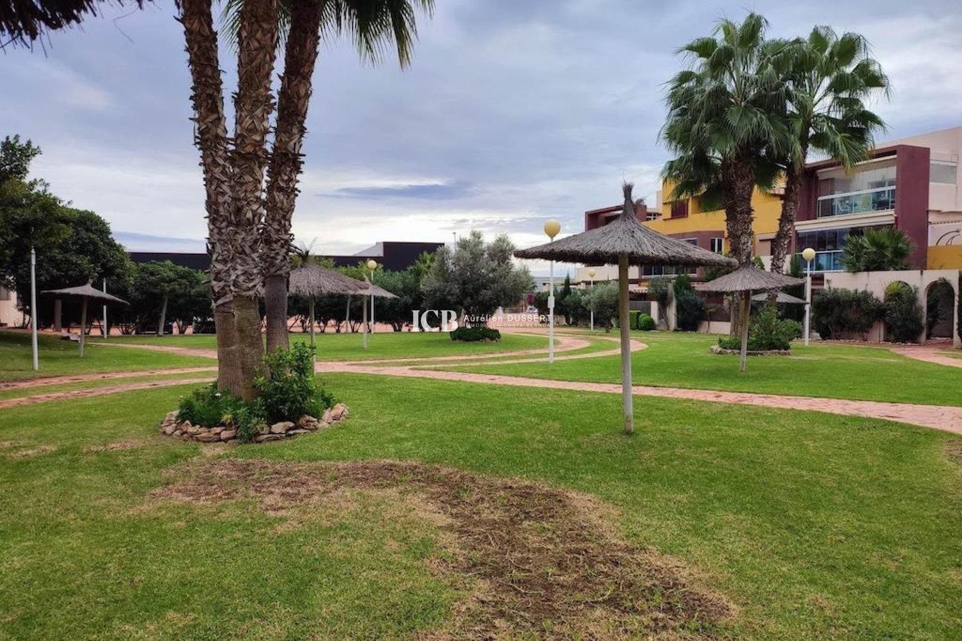 Reventa - Apartamento / piso -
Orihuela Costa - Playa Flamenca