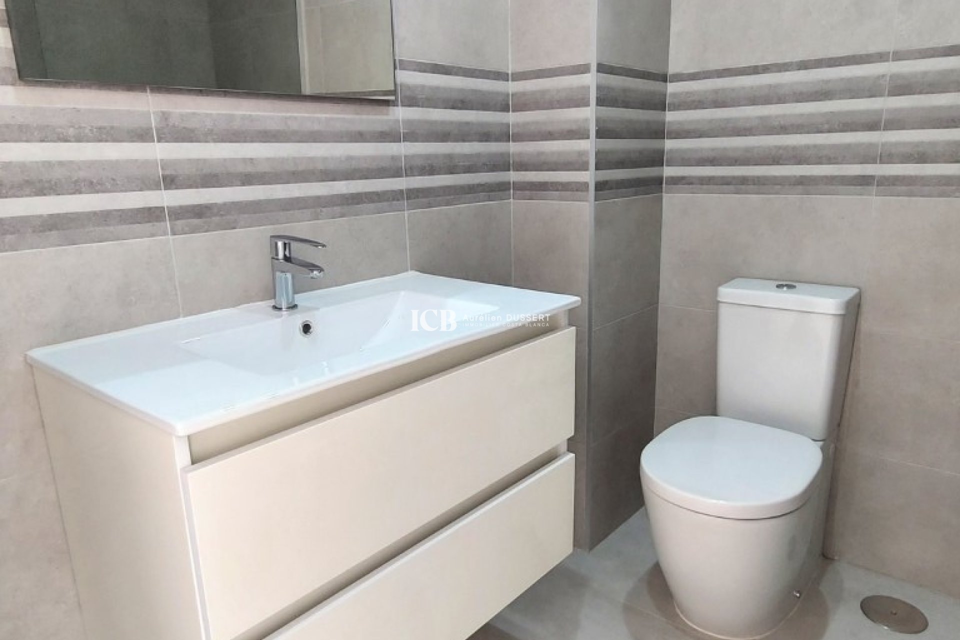 Reventa - Apartamento / piso -
Orihuela Costa - Villamartin