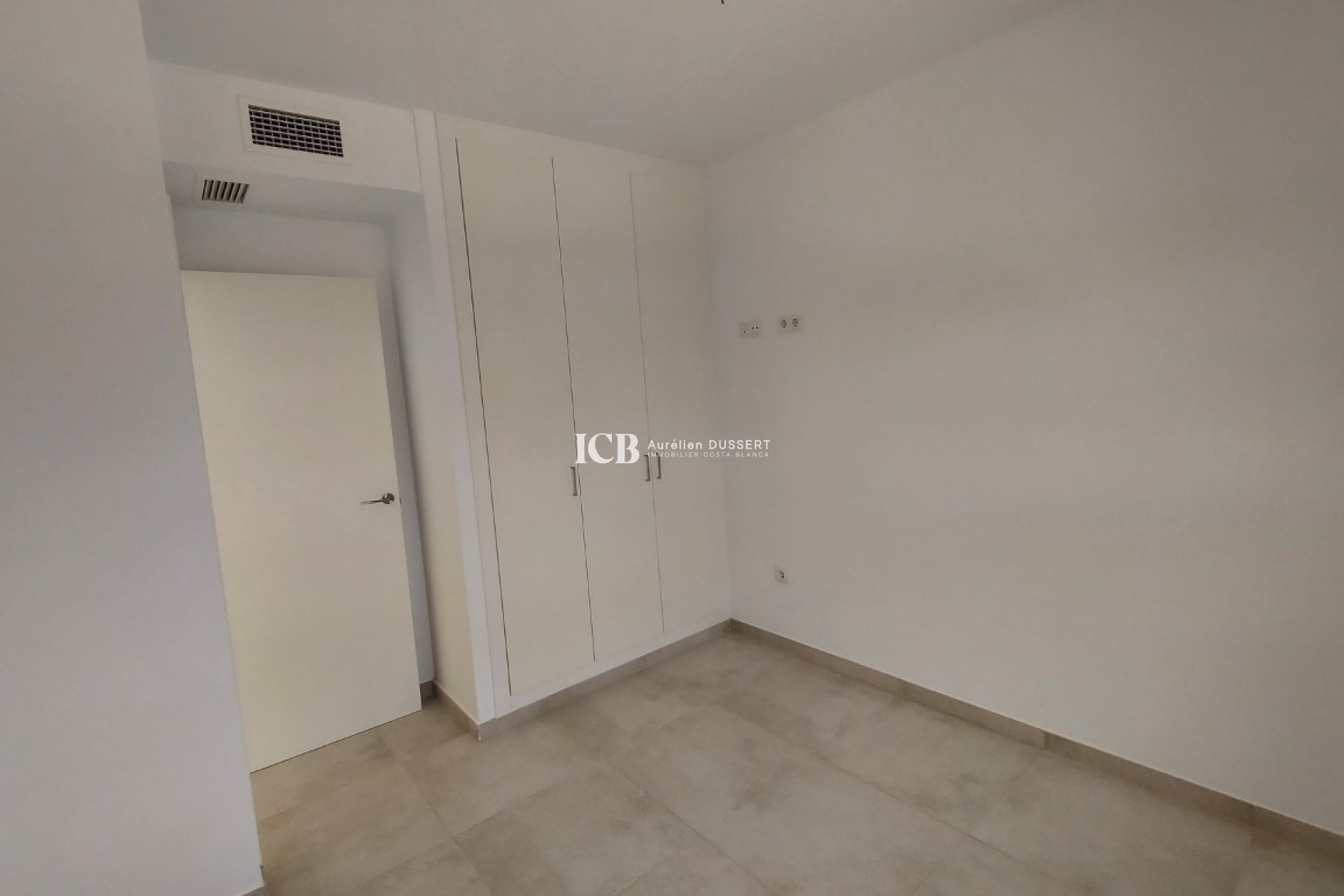 Reventa - Apartamento / piso -
Orihuela Costa - Villamartin