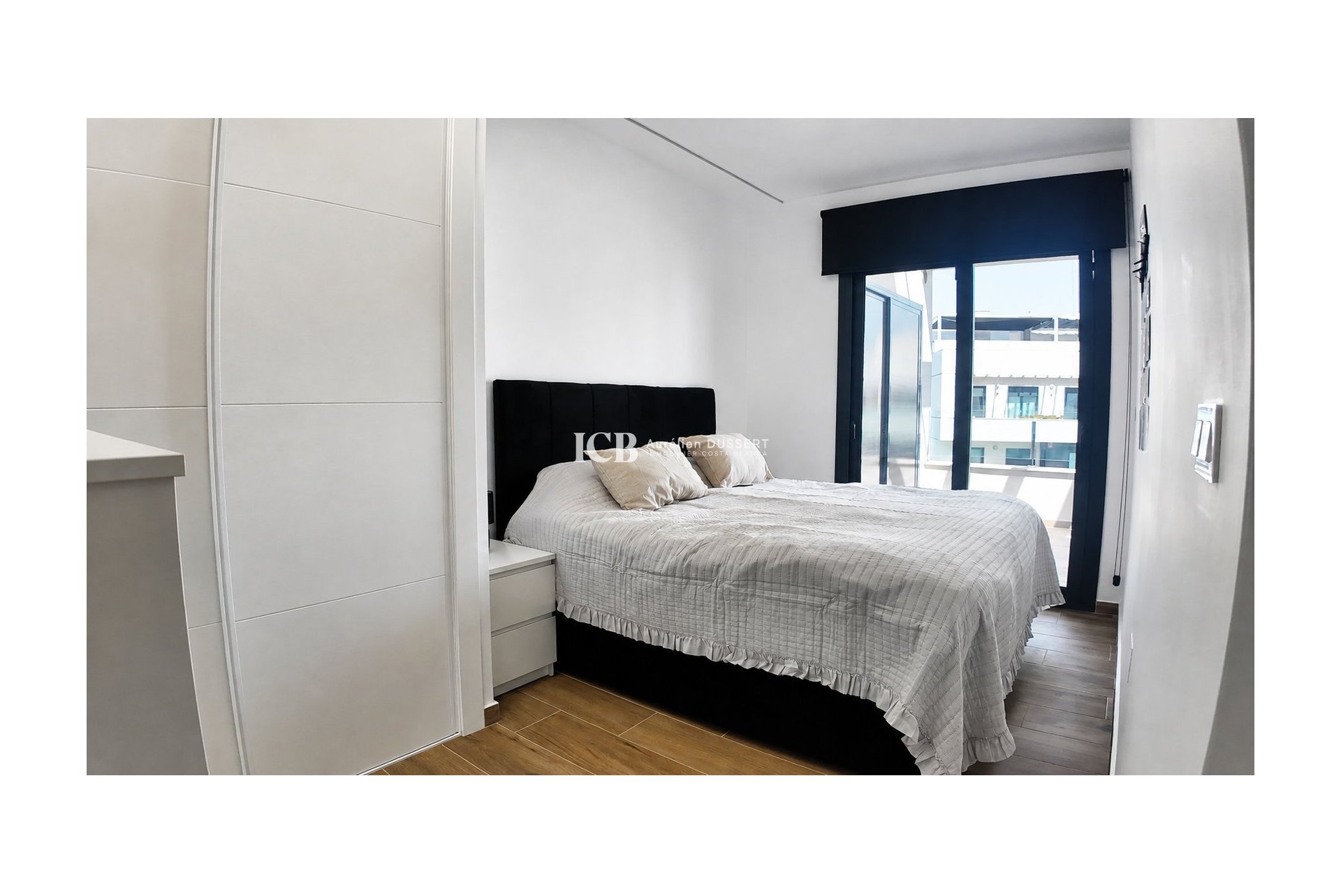 Reventa - Apartamento / piso -
Orihuela Costa - Villamartín