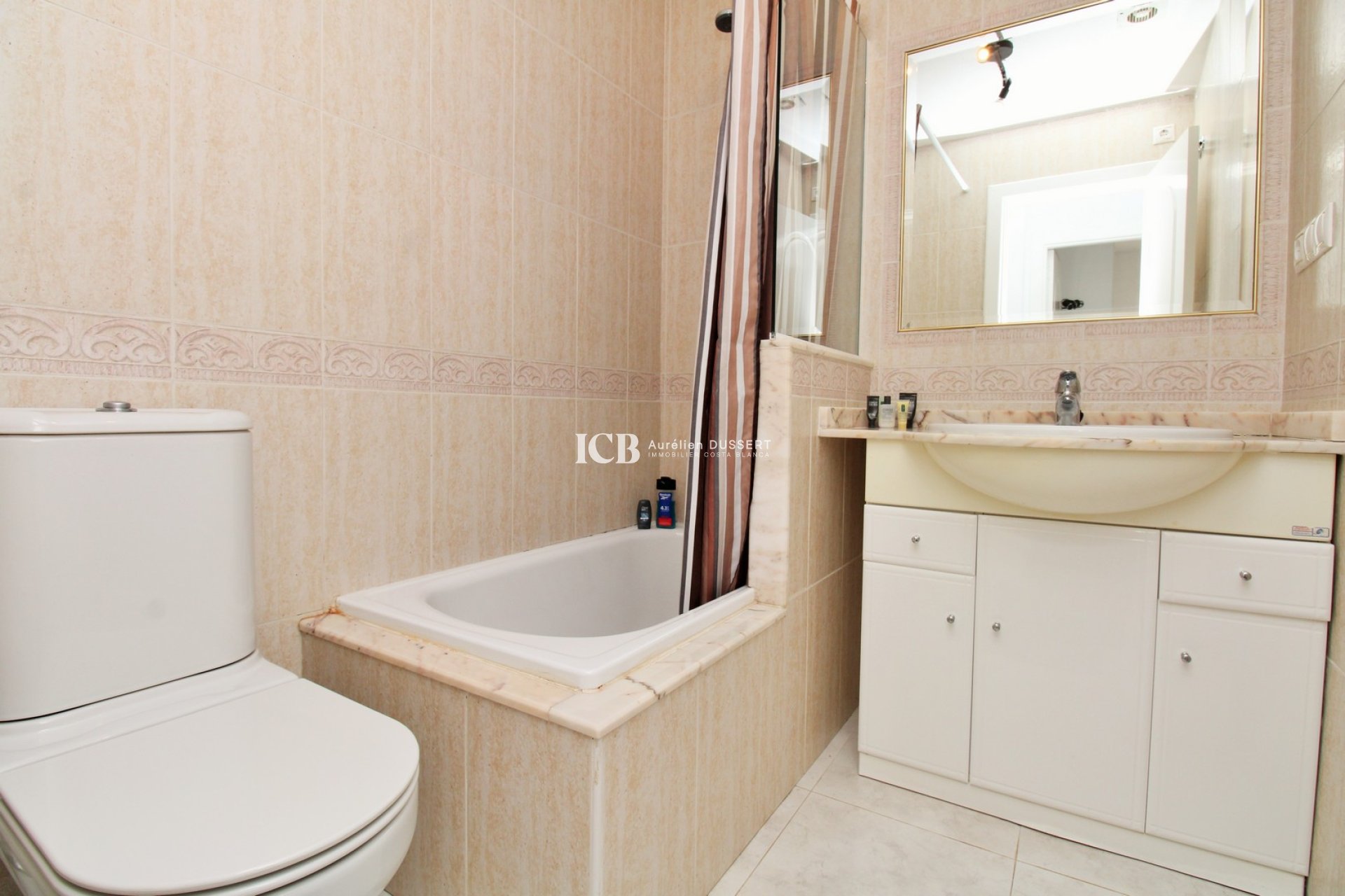Reventa - Apartamento / piso -
Orihuela Costa - Villamartín