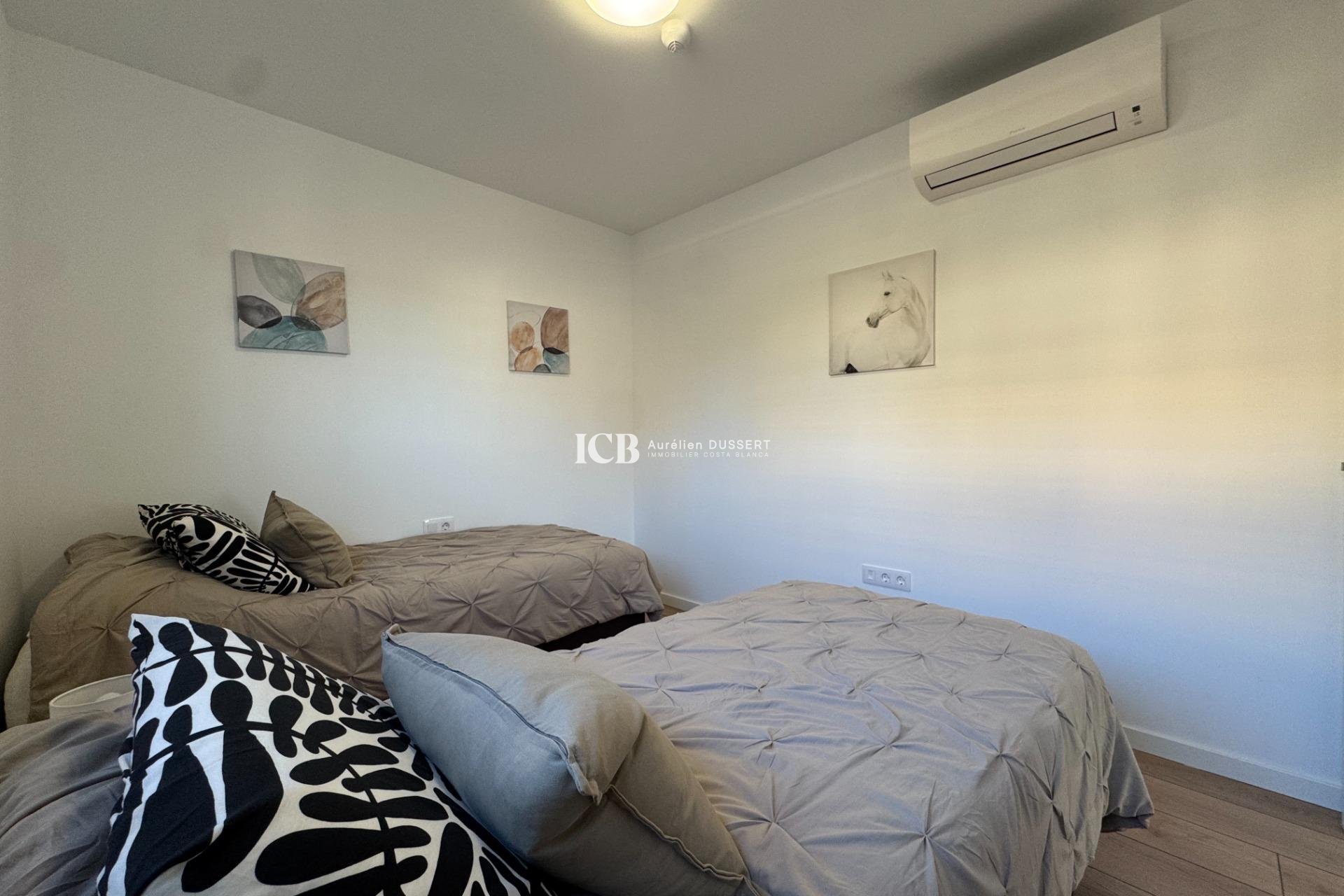 Reventa - Apartamento / piso -
Pilar de la Horadada