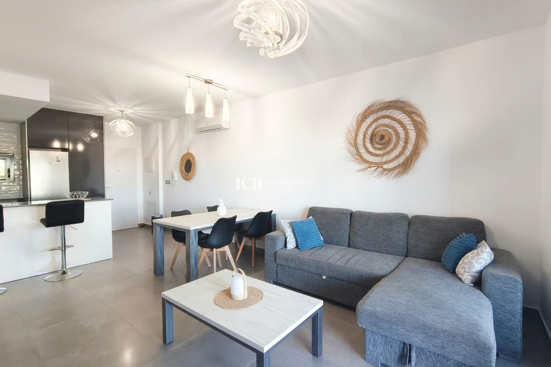 Reventa - Apartamento / piso -
Pilar de la Horadada