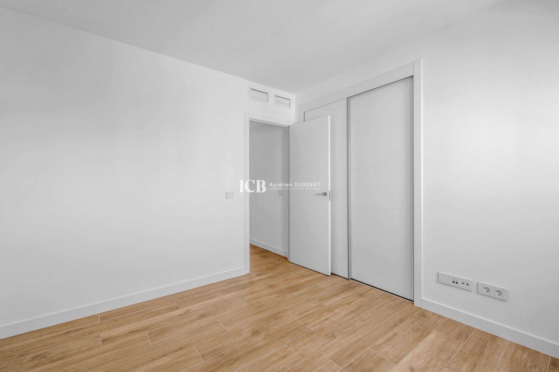 Reventa - Apartamento / piso -
Punta Prima - Torrevieja