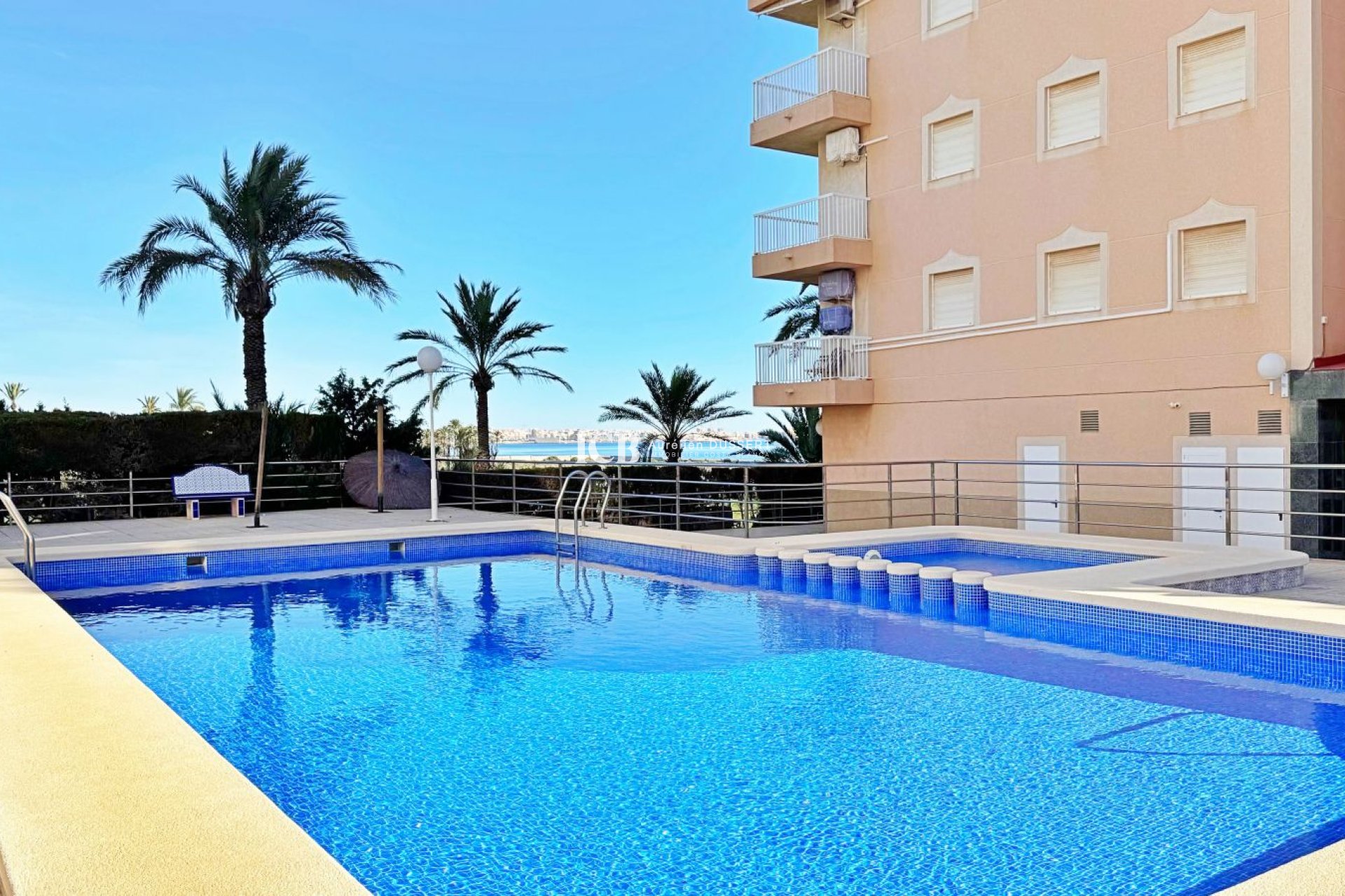 Reventa - Apartamento / piso -
Punta Prima - Torrevieja