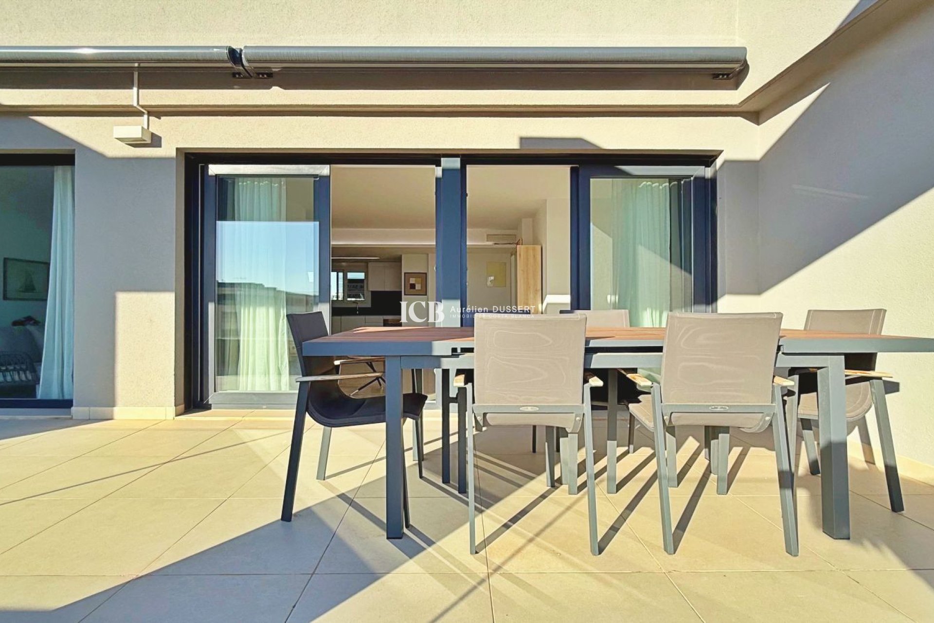 Reventa - Apartamento / piso -
Punta Prima - Torrevieja