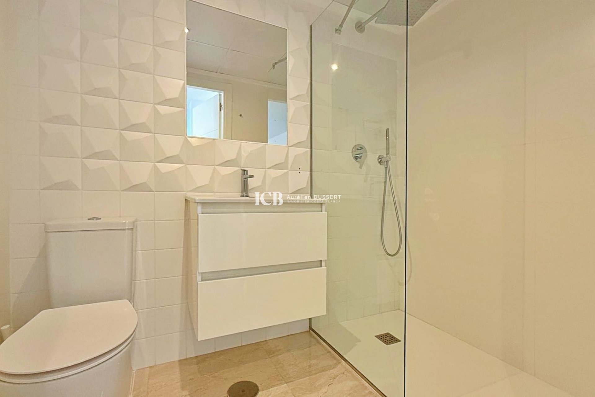 Reventa - Apartamento / piso -
Punta Prima - Torrevieja