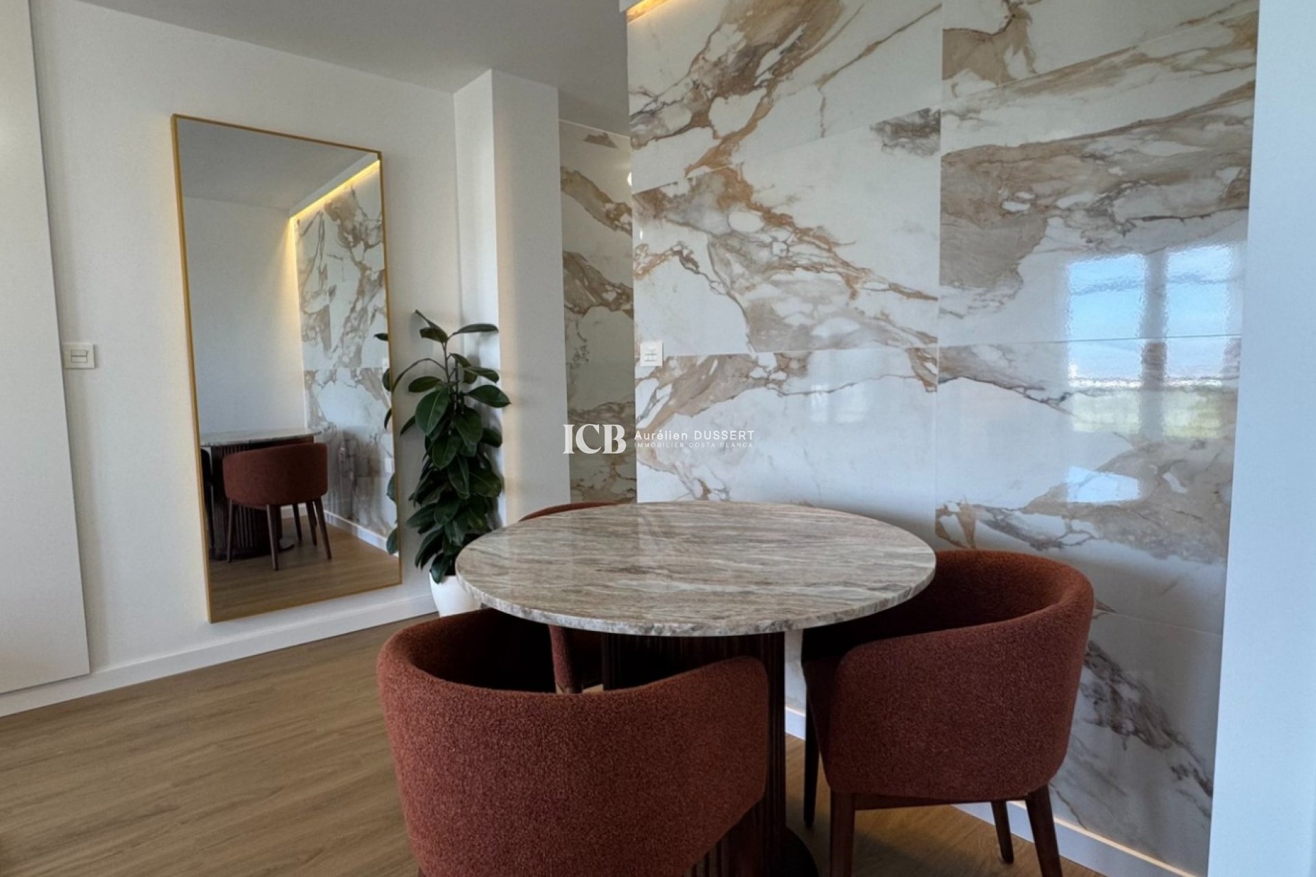 Reventa - Apartamento / piso -
Punta Prima - Torrevieja