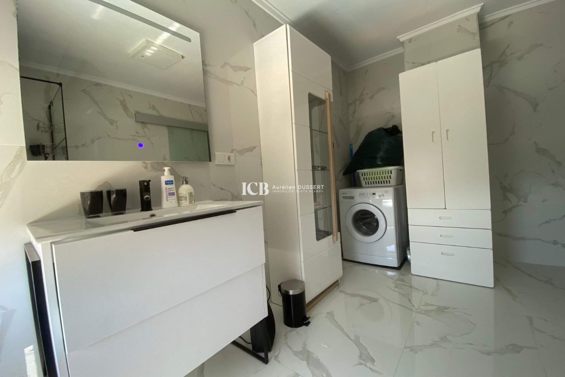 Reventa - Apartamento / piso -
Punta Prima - Torrevieja