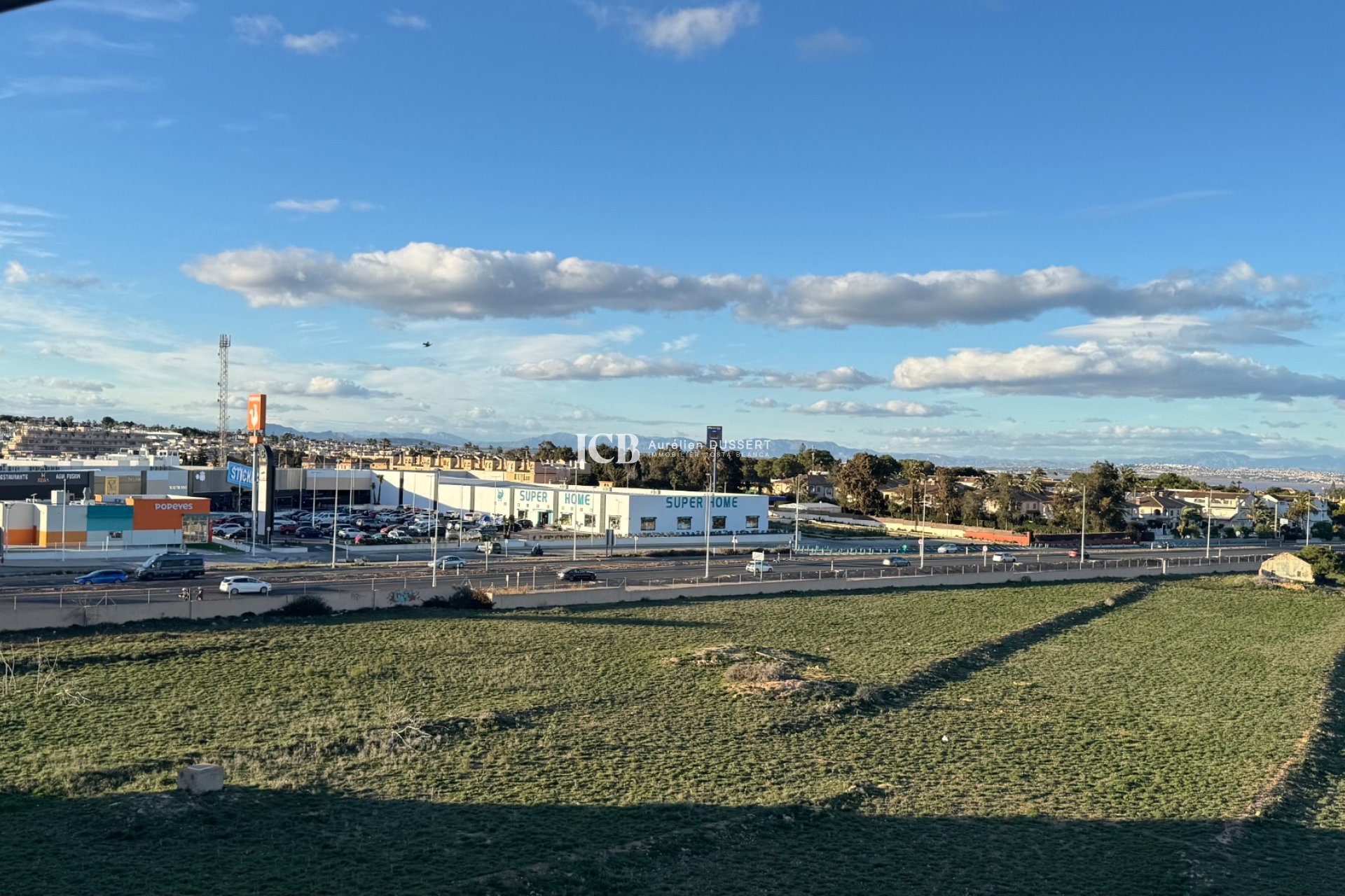 Reventa - Apartamento / piso -
Punta Prima - Torrevieja