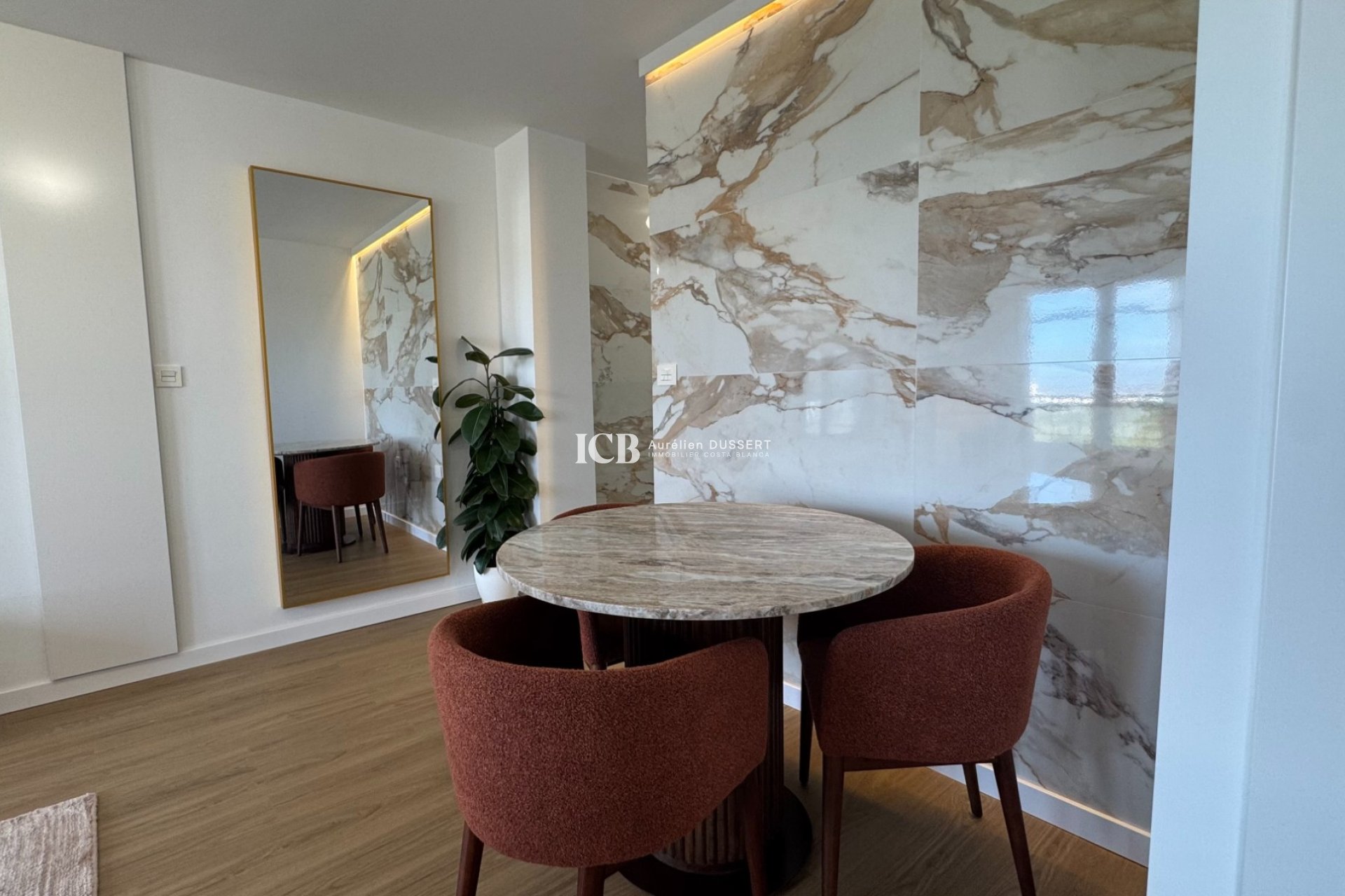 Reventa - Apartamento / piso -
Punta Prima - Torrevieja