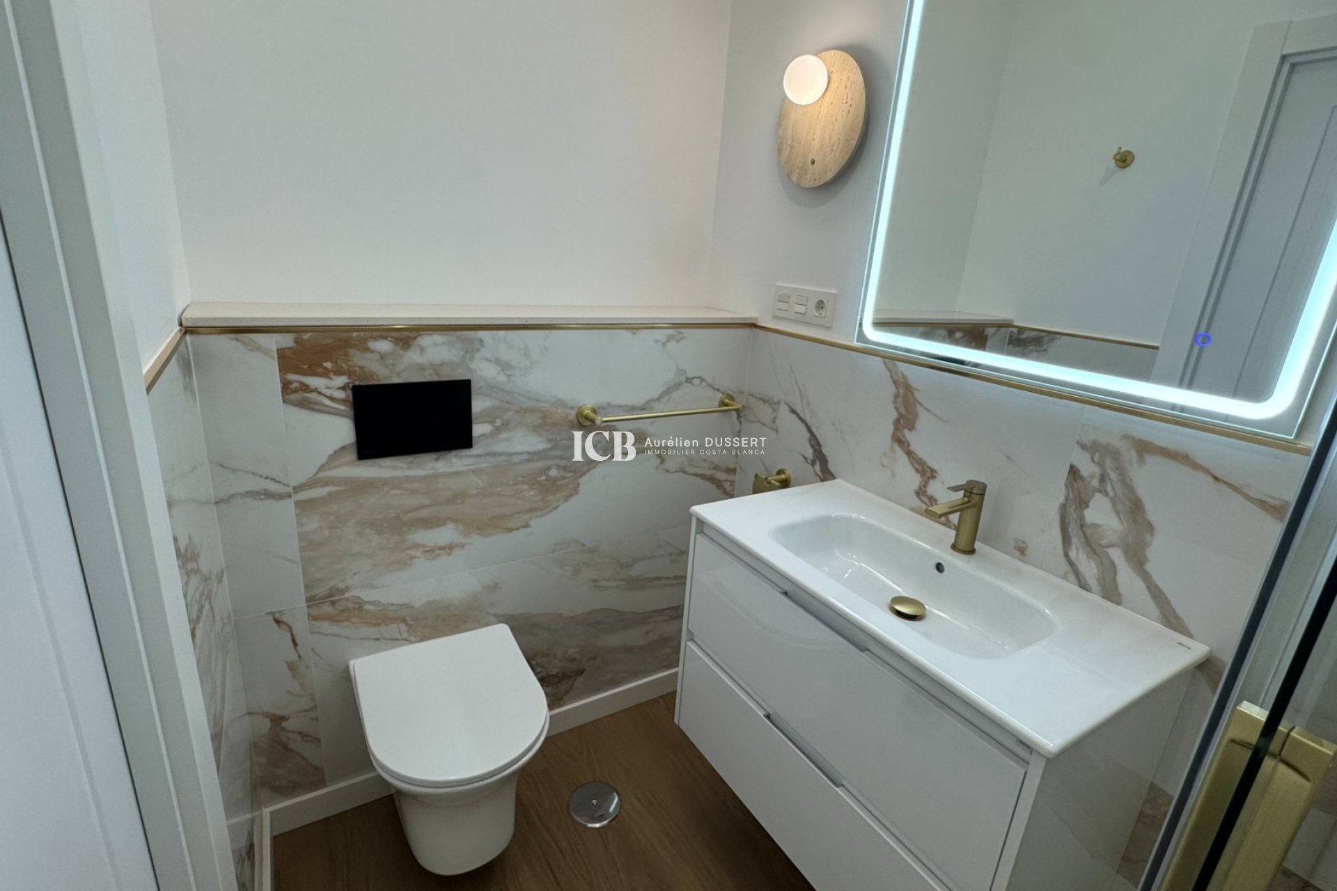 Reventa - Apartamento / piso -
Punta Prima - Torrevieja