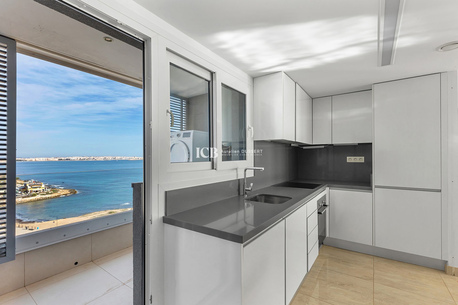 Reventa - Apartamento / piso -
Punta Prima - Torrevieja