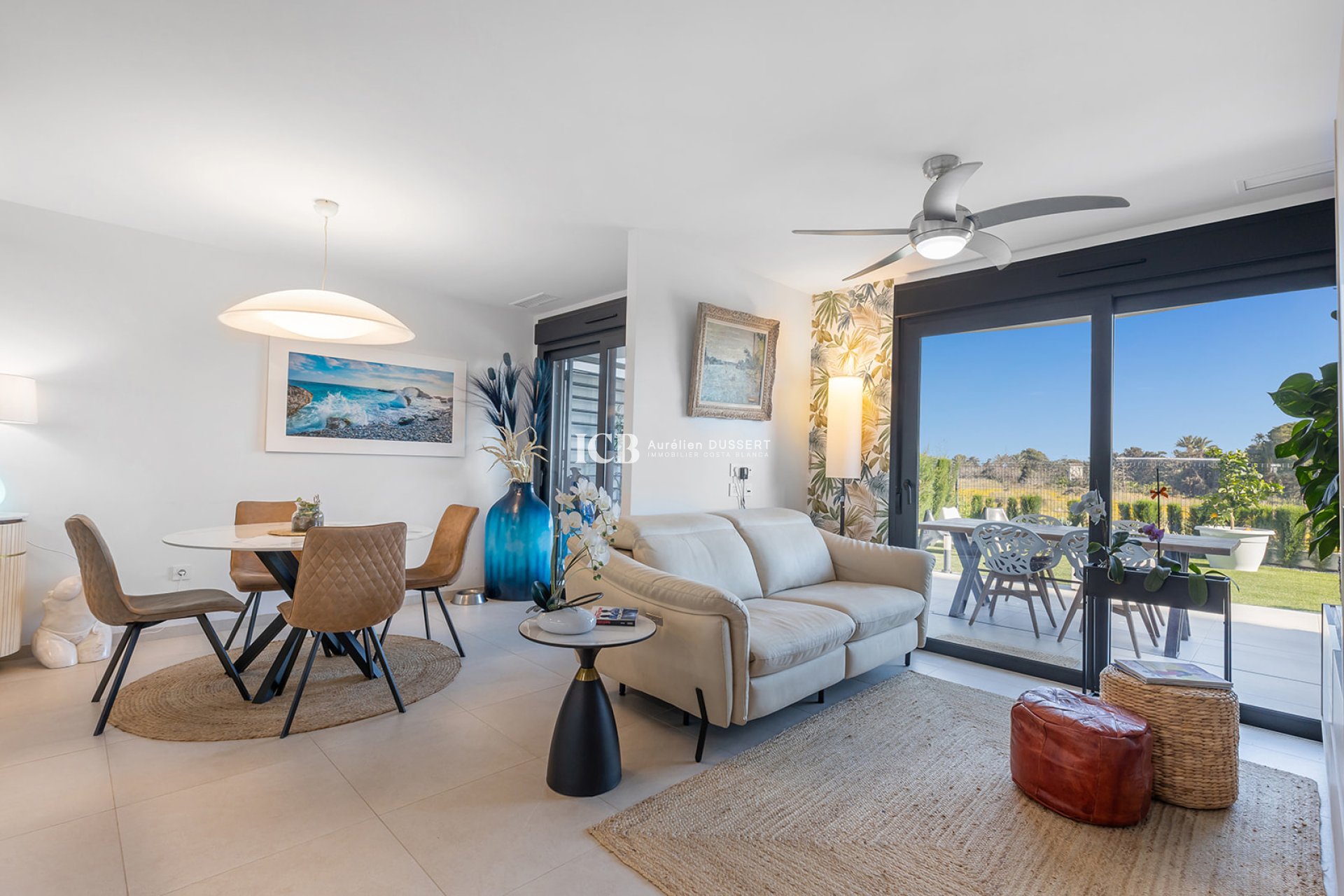 Reventa - Apartamento / piso -
Punta Prima - Torrevieja