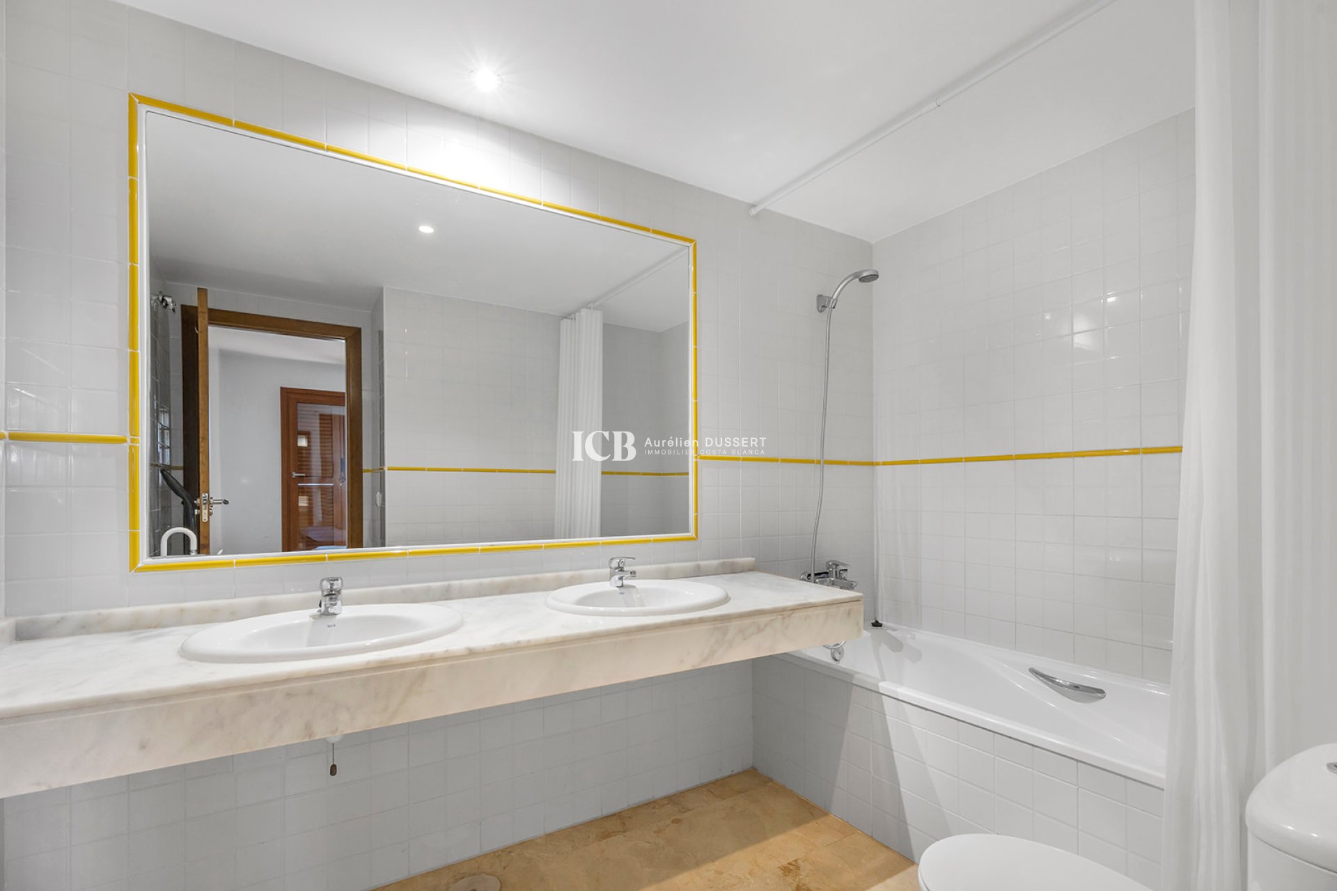 Reventa - Apartamento / piso -
Punta Prima - Torrevieja