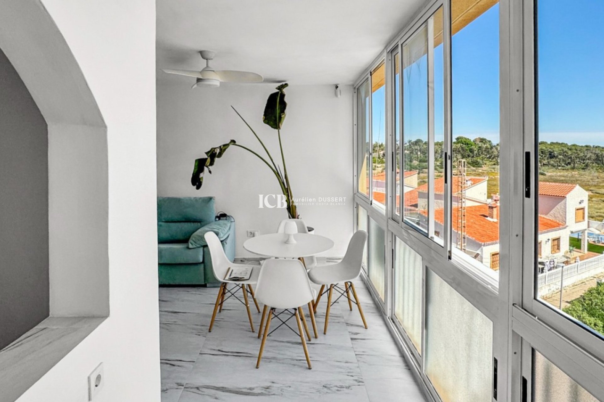 Reventa - Apartamento / piso -
Punta Prima - Torrevieja