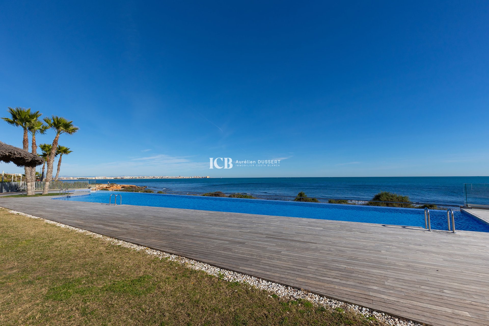 Reventa - Apartamento / piso -
Punta Prima - Torrevieja