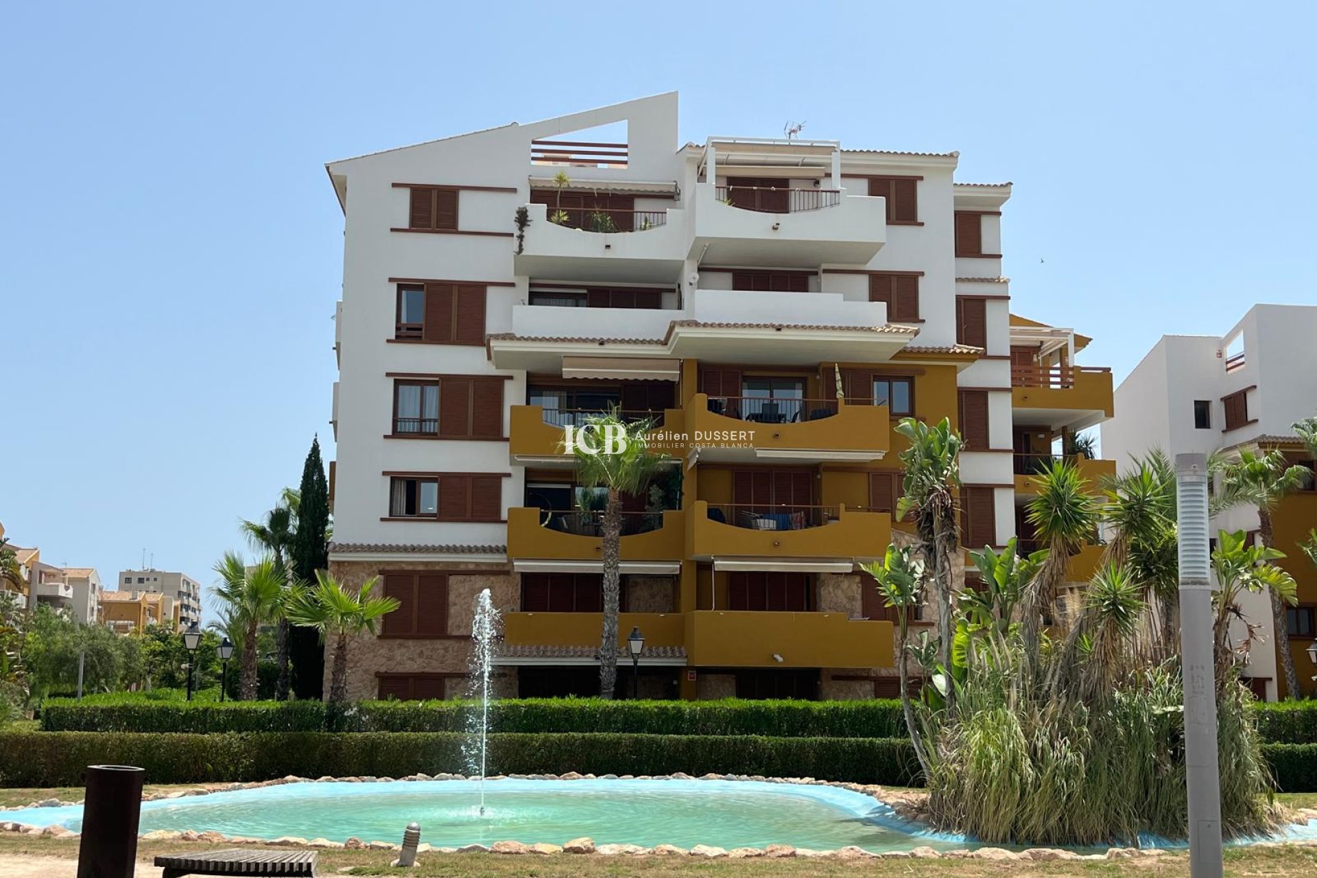 Reventa - Apartamento / piso -
Punta Prima - Torrevieja