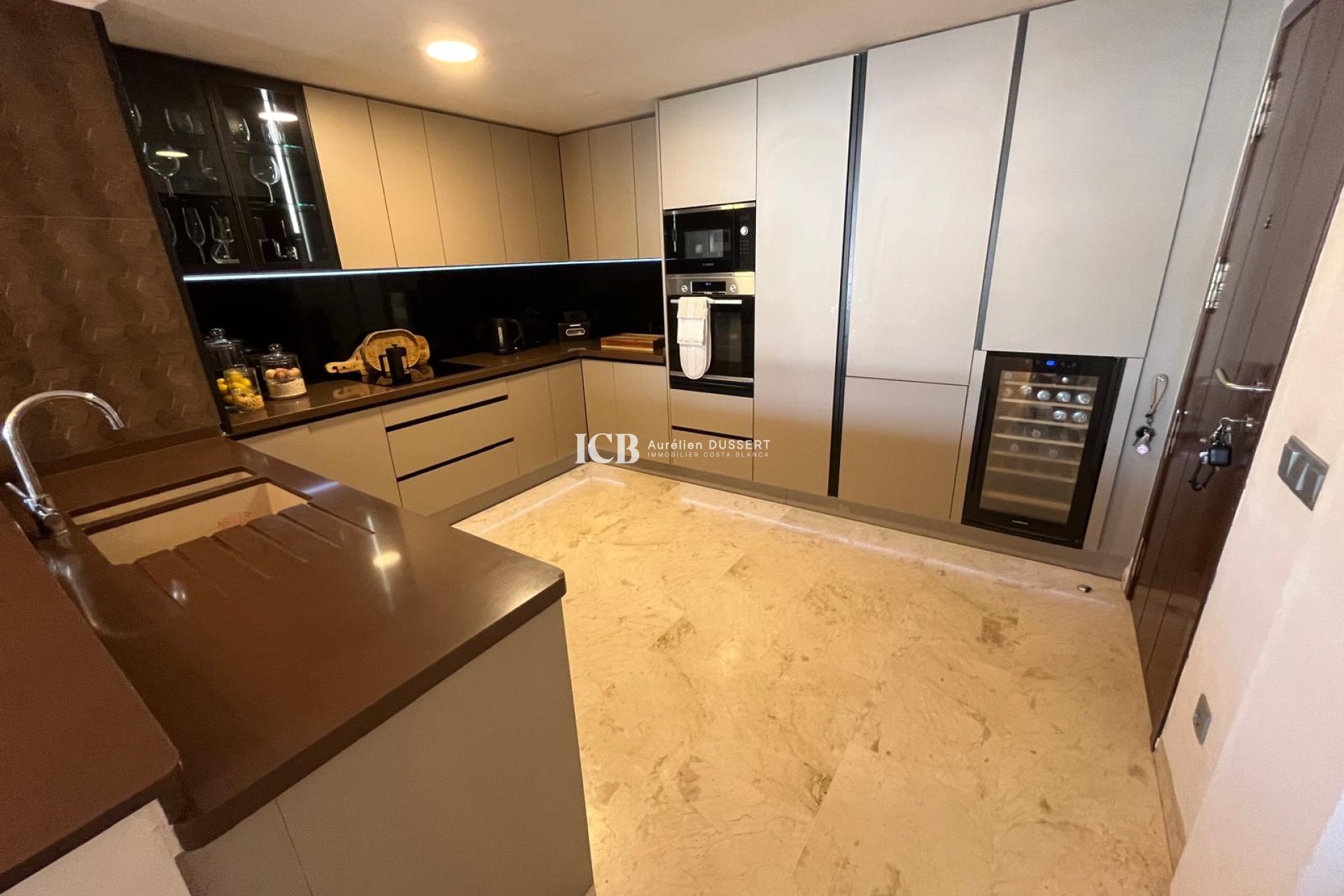 Reventa - Apartamento / piso -
Punta Prima - Torrevieja