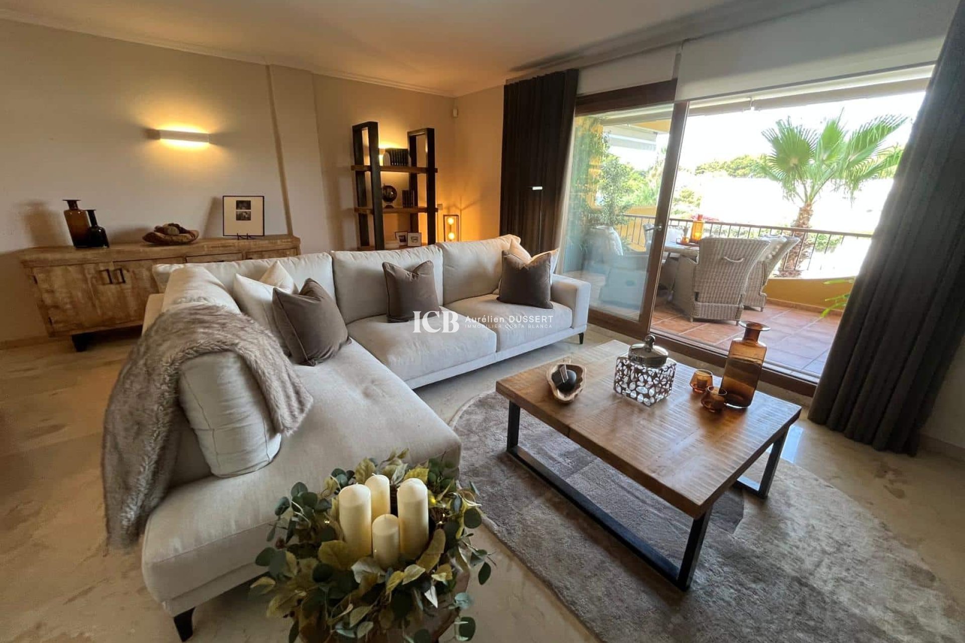 Reventa - Apartamento / piso -
Punta Prima - Torrevieja