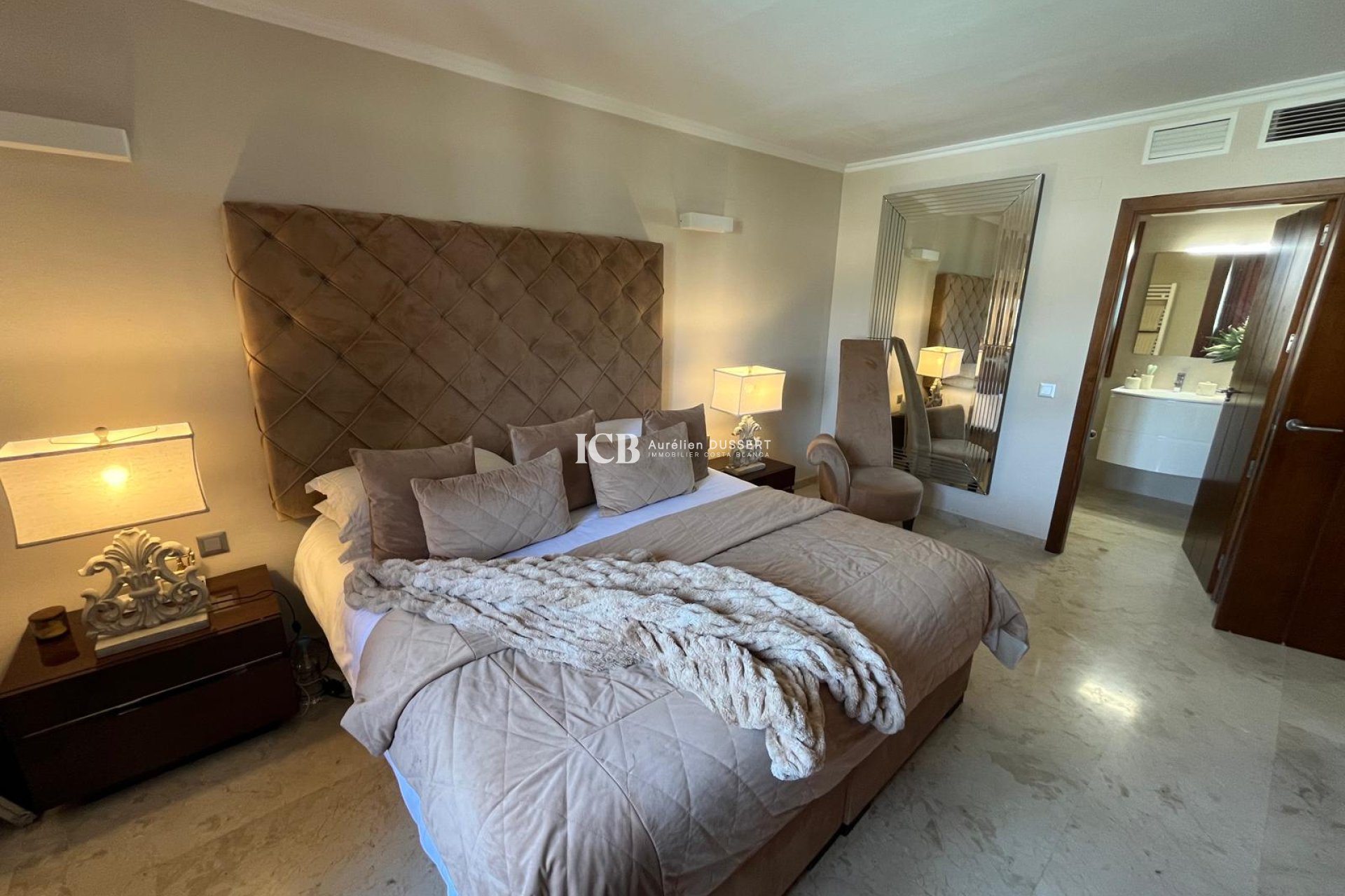 Reventa - Apartamento / piso -
Punta Prima - Torrevieja