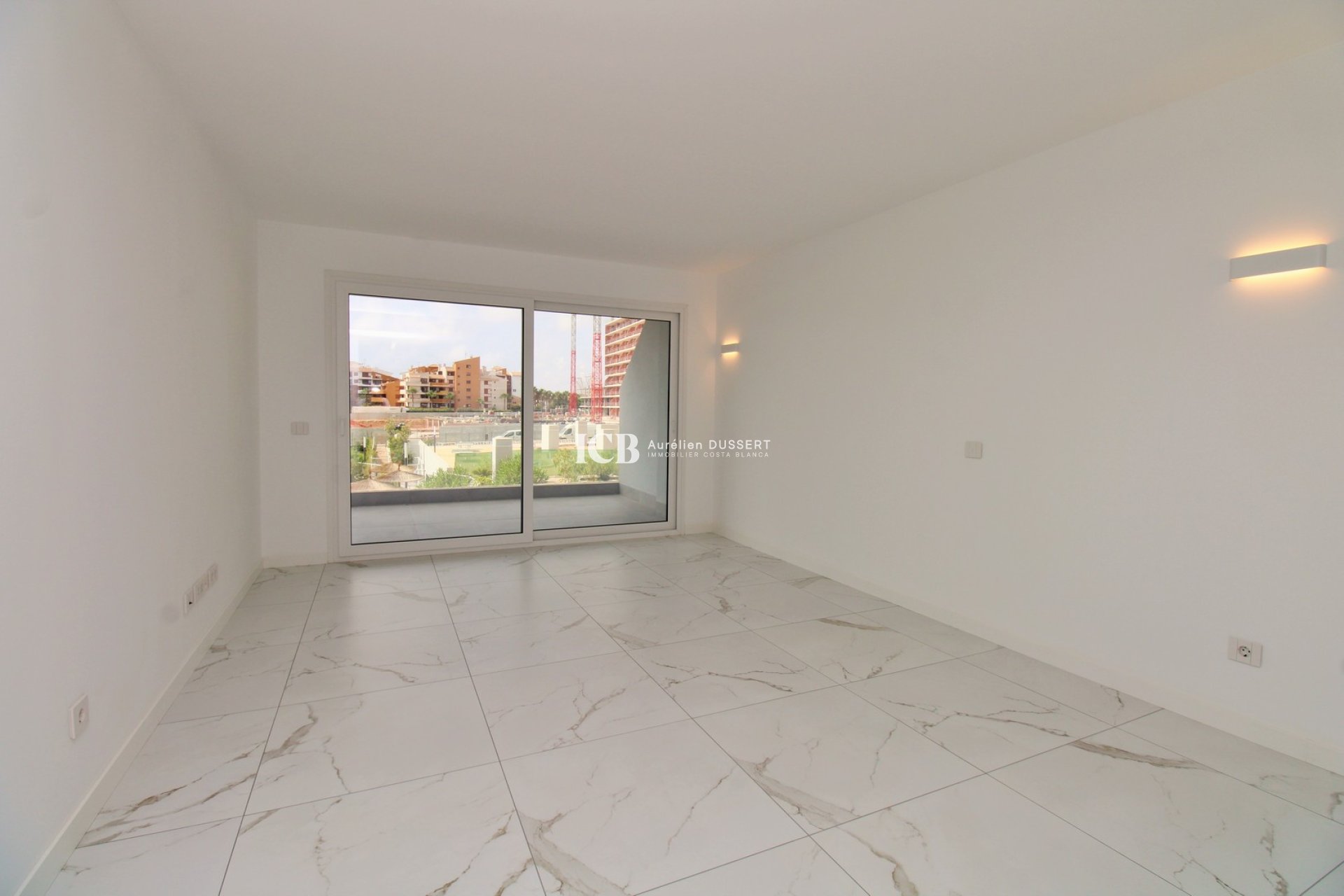 Reventa - Apartamento / piso -
Punta Prima - Torrevieja