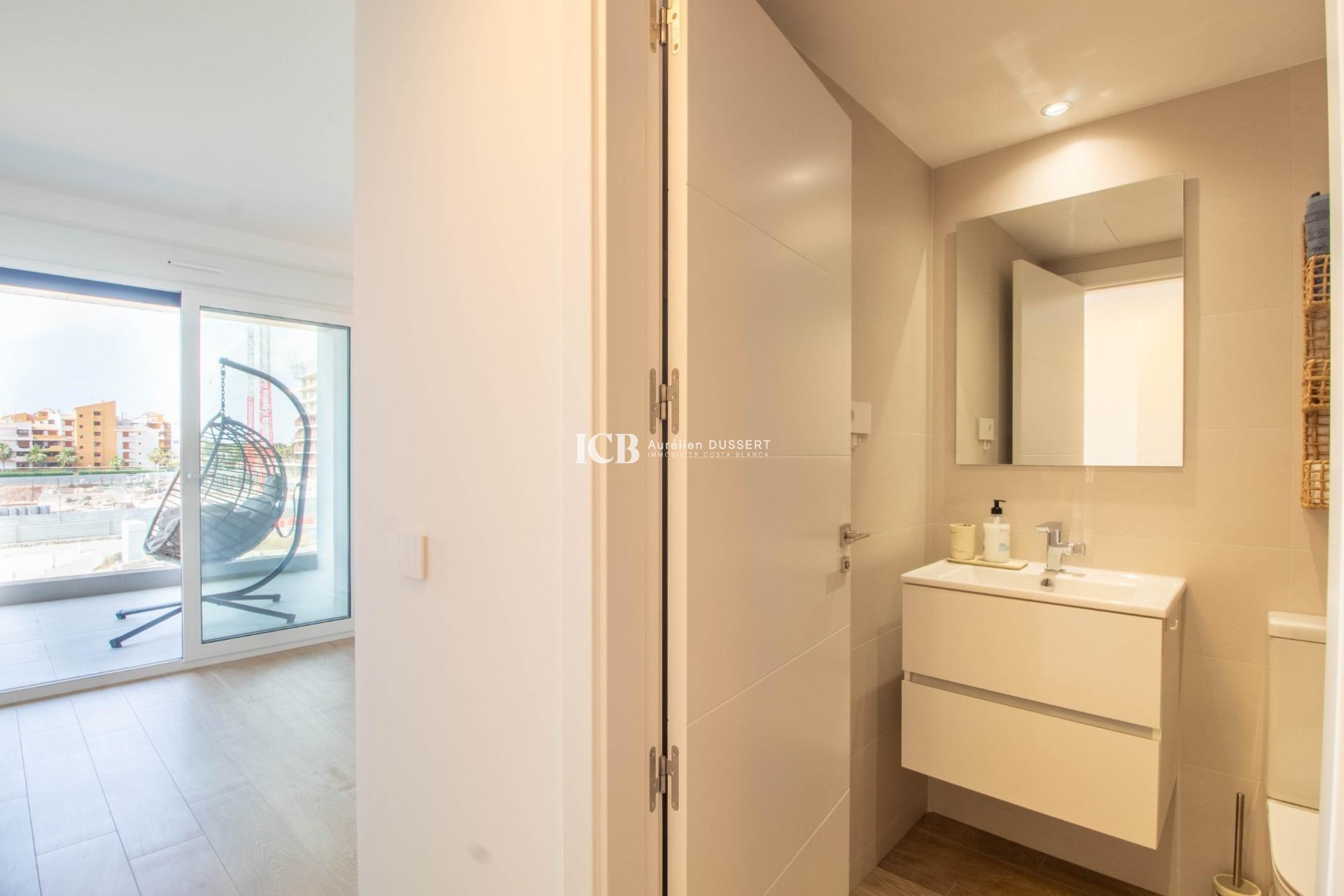 Reventa - Apartamento / piso -
Punta Prima - Torrevieja