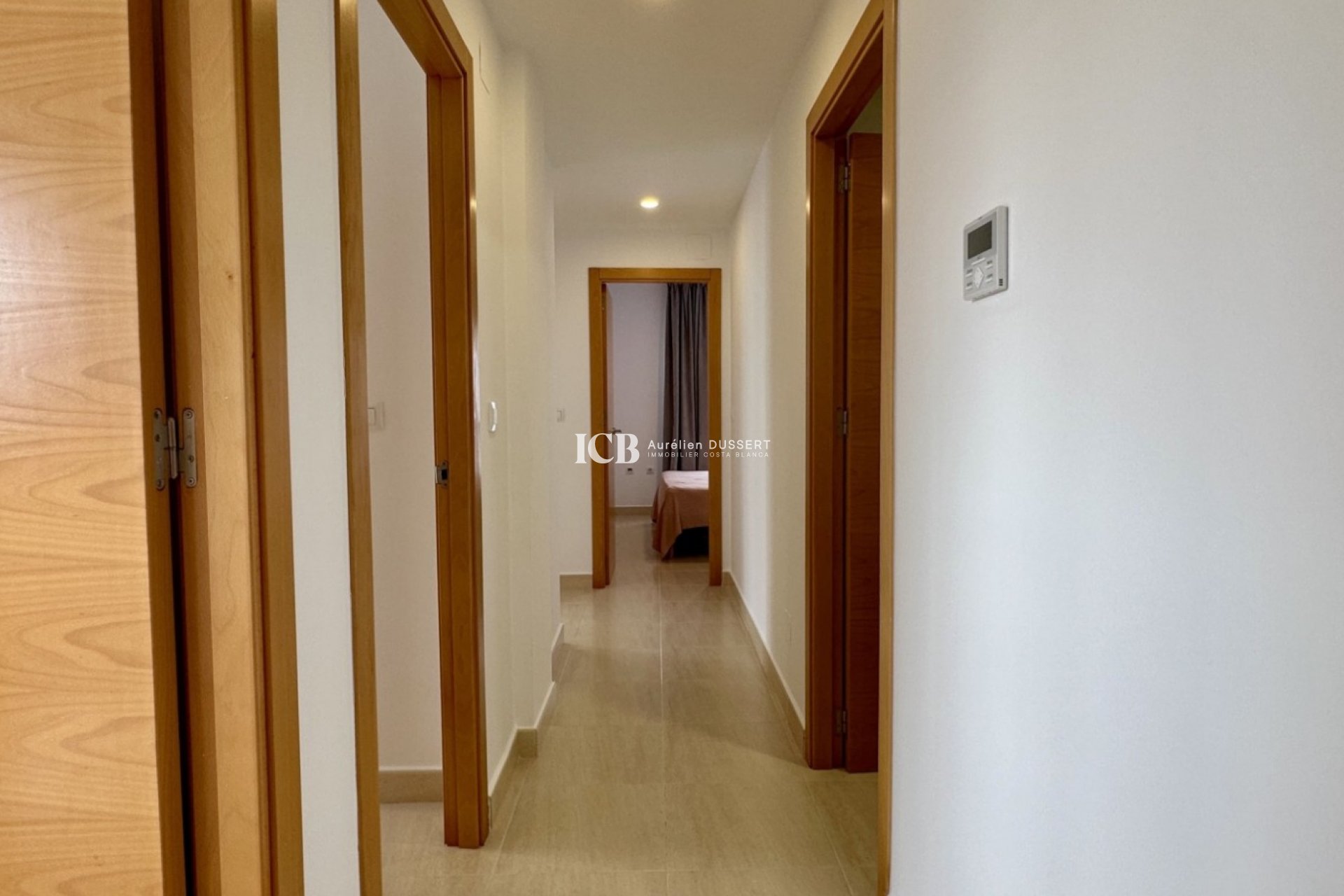 Reventa - Apartamento / piso -
San Miguel de Salinas - Centro