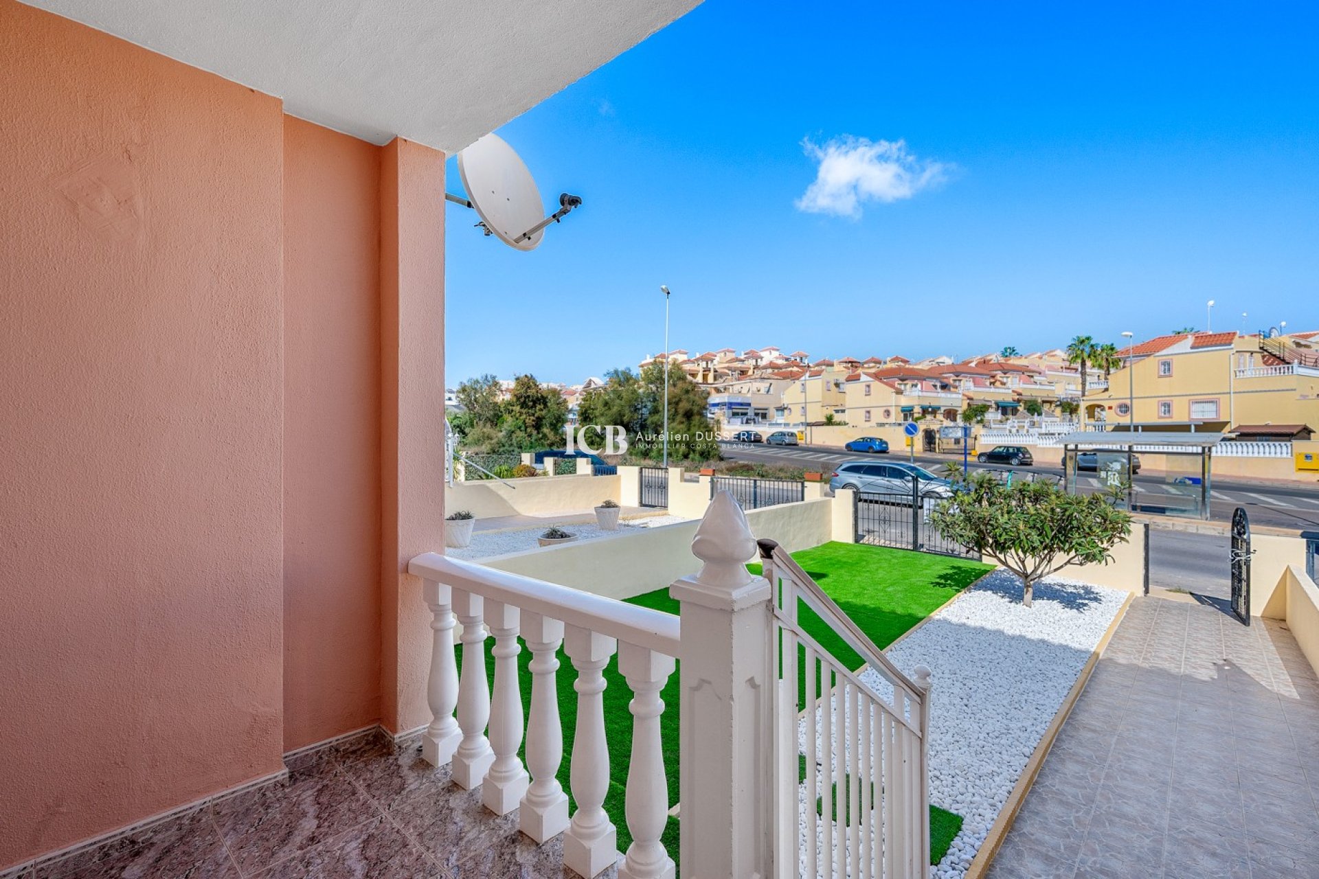 Reventa - Apartamento / piso -
San Miguel de Salinas - El Galan