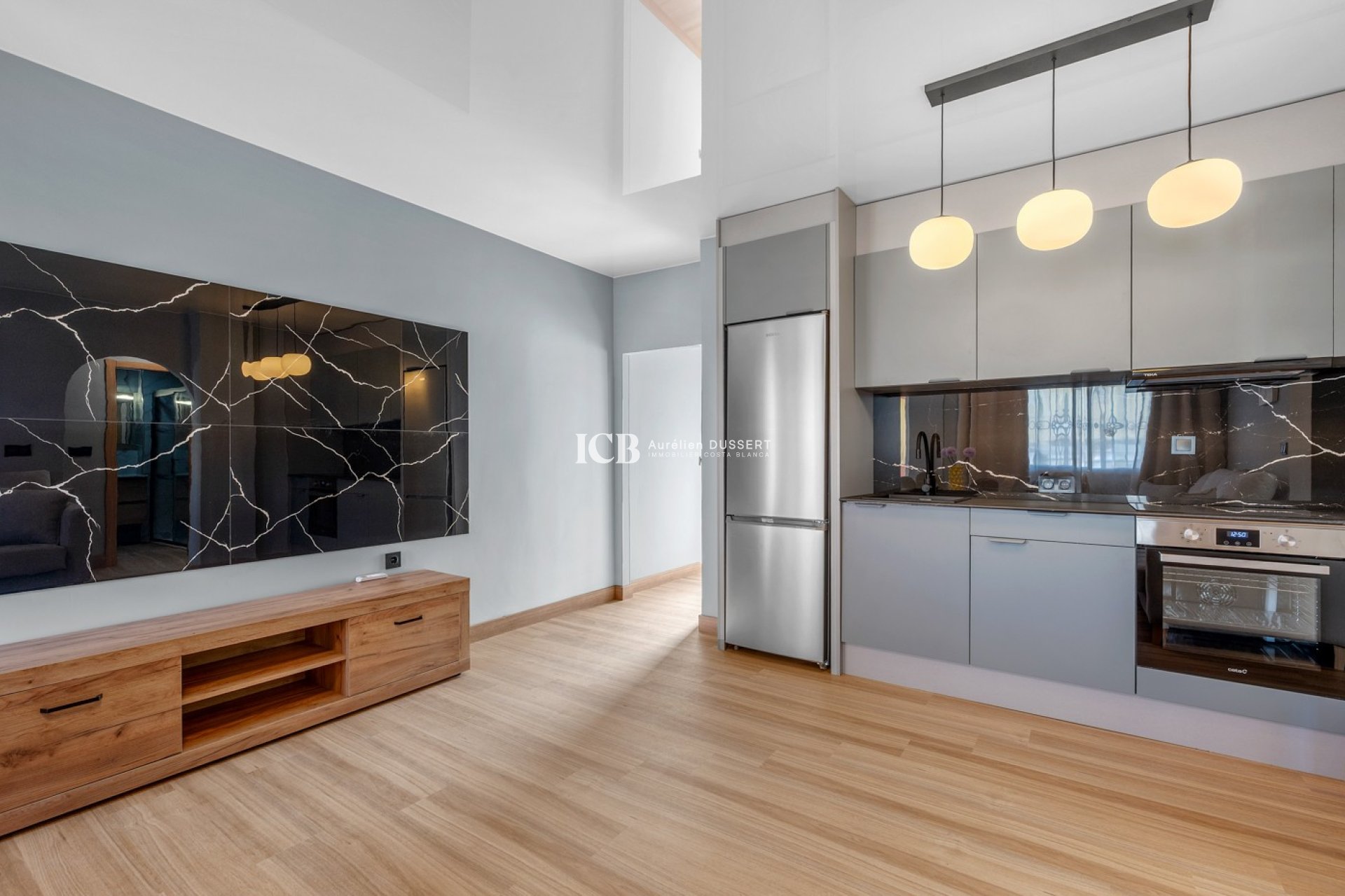 Reventa - Apartamento / piso -
San Miguel de Salinas - El Galan