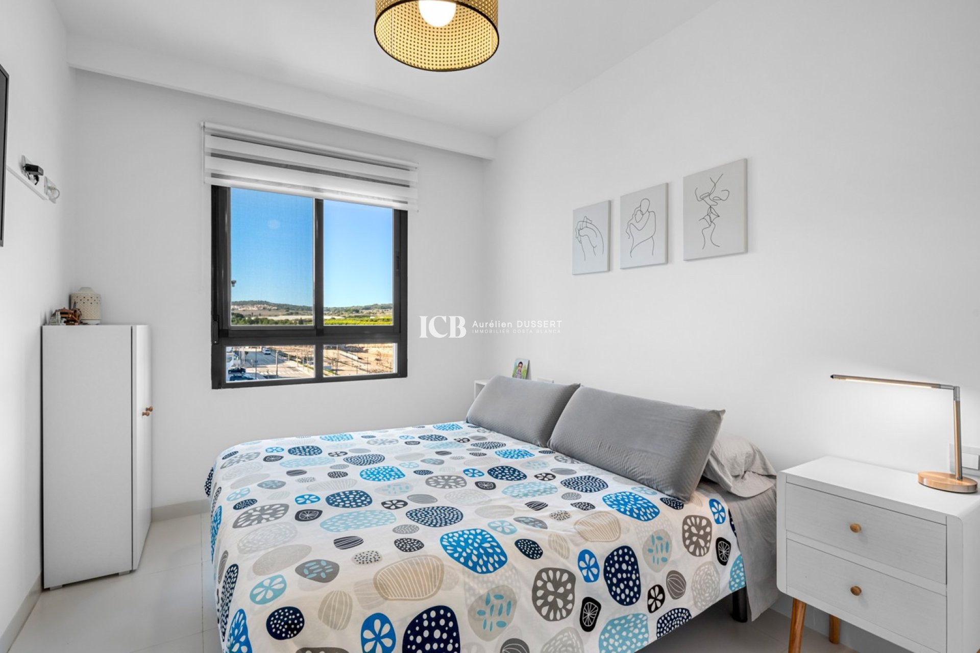 Reventa - Apartamento / piso -
San Miguel de Salinas - Pueblo