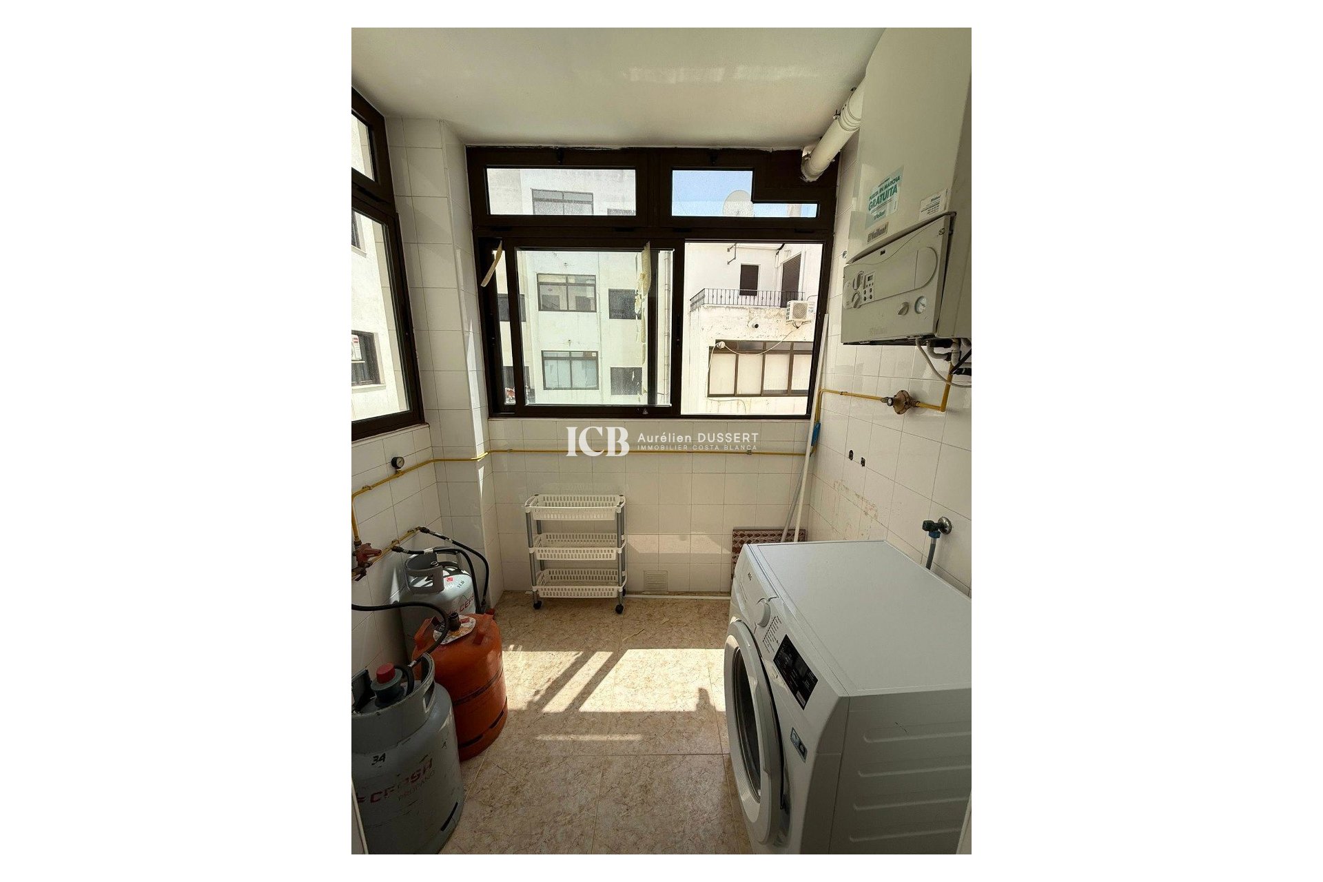 Reventa - Apartamento / piso -
San Miguel de Salinas - Pueblo