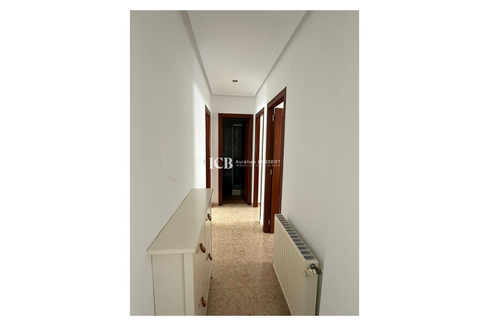 Reventa - Apartamento / piso -
San Miguel de Salinas - Pueblo