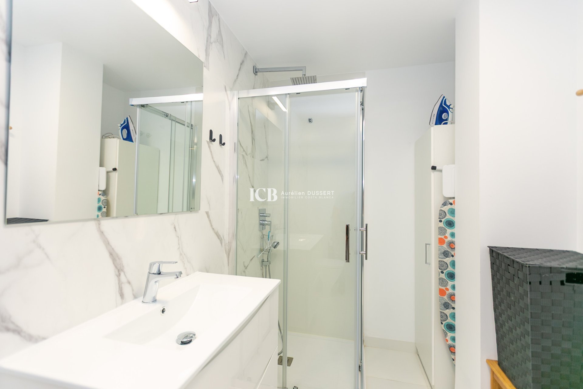 Reventa - Apartamento / piso -
San Miguel de Salinas - Pueblo