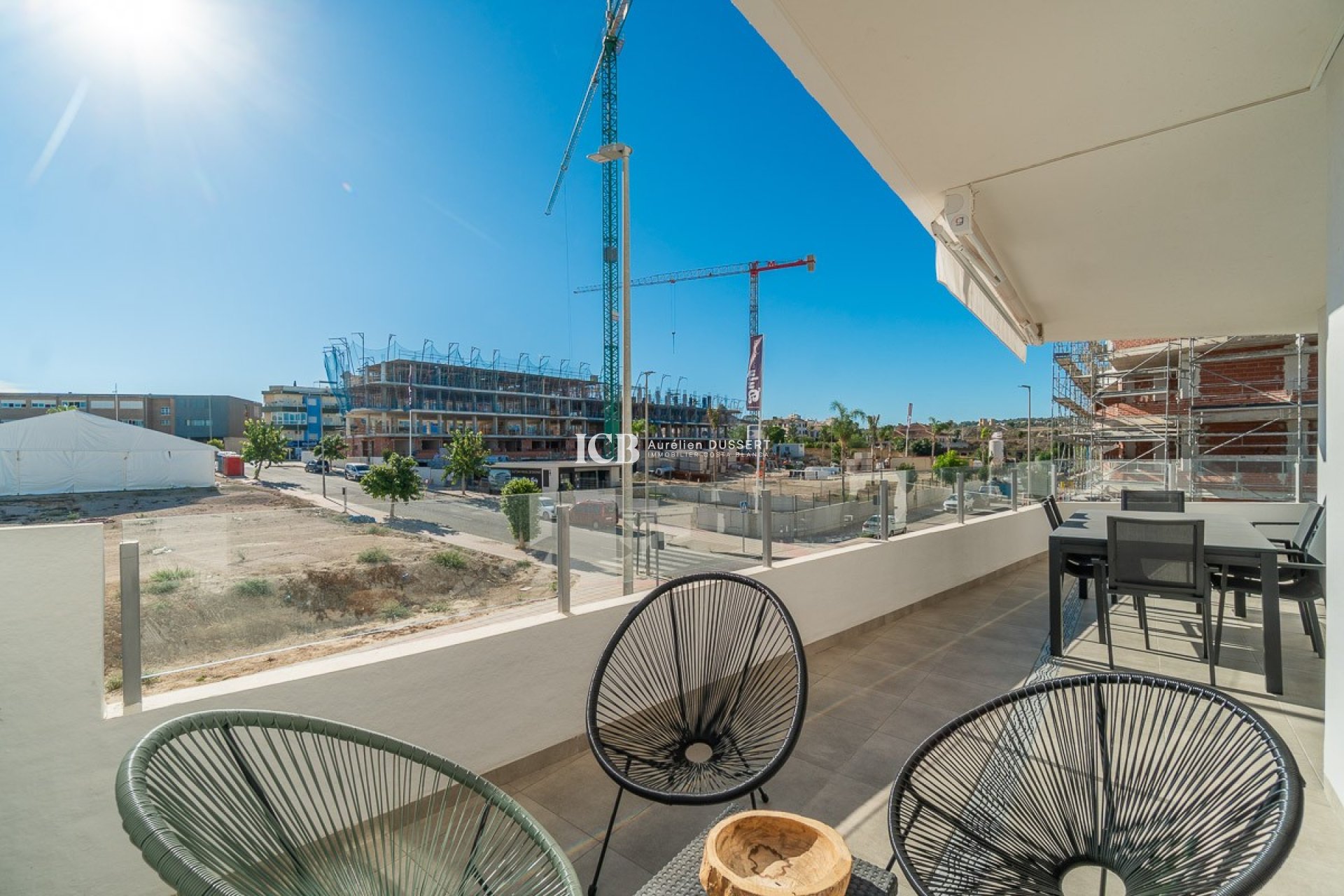 Reventa - Apartamento / piso -
San Miguel de Salinas - Pueblo