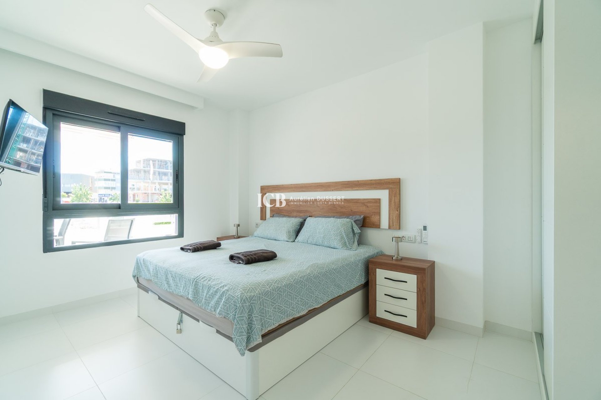 Reventa - Apartamento / piso -
San Miguel de Salinas - Pueblo