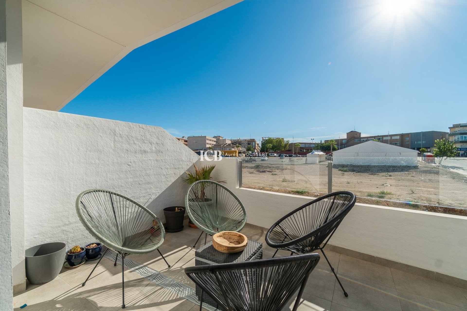Reventa - Apartamento / piso -
San Miguel de Salinas - Pueblo