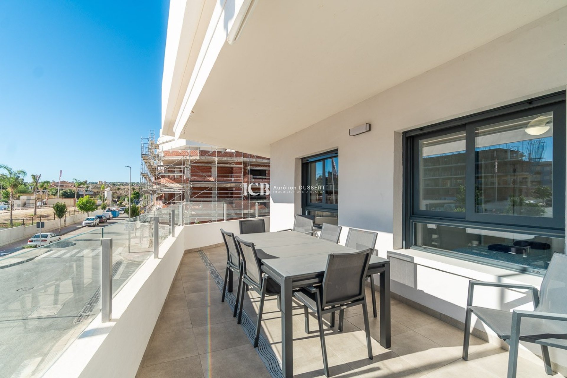 Reventa - Apartamento / piso -
San Miguel de Salinas - Pueblo