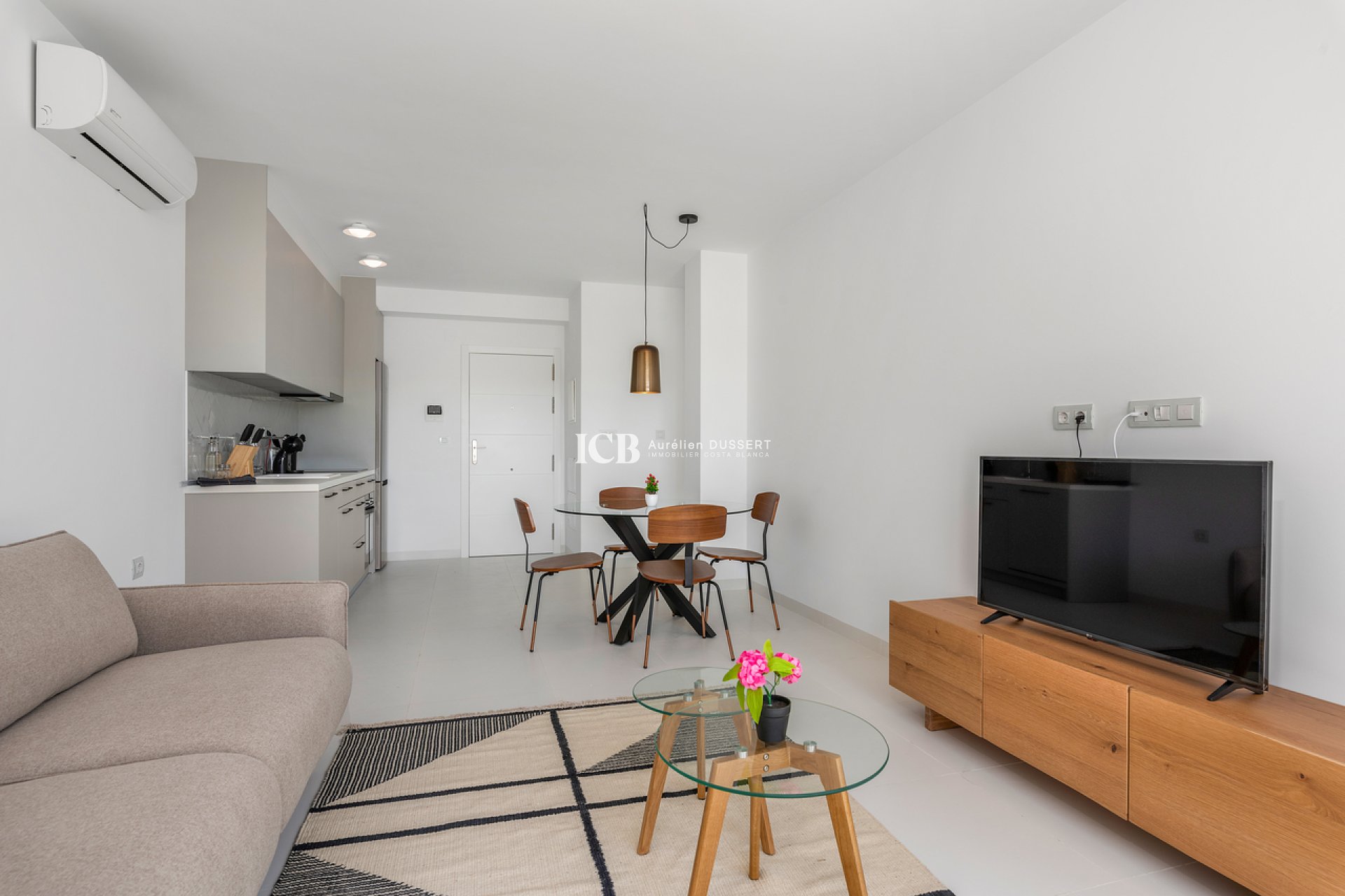 Reventa - Apartamento / piso -
San Miguel de Salinas