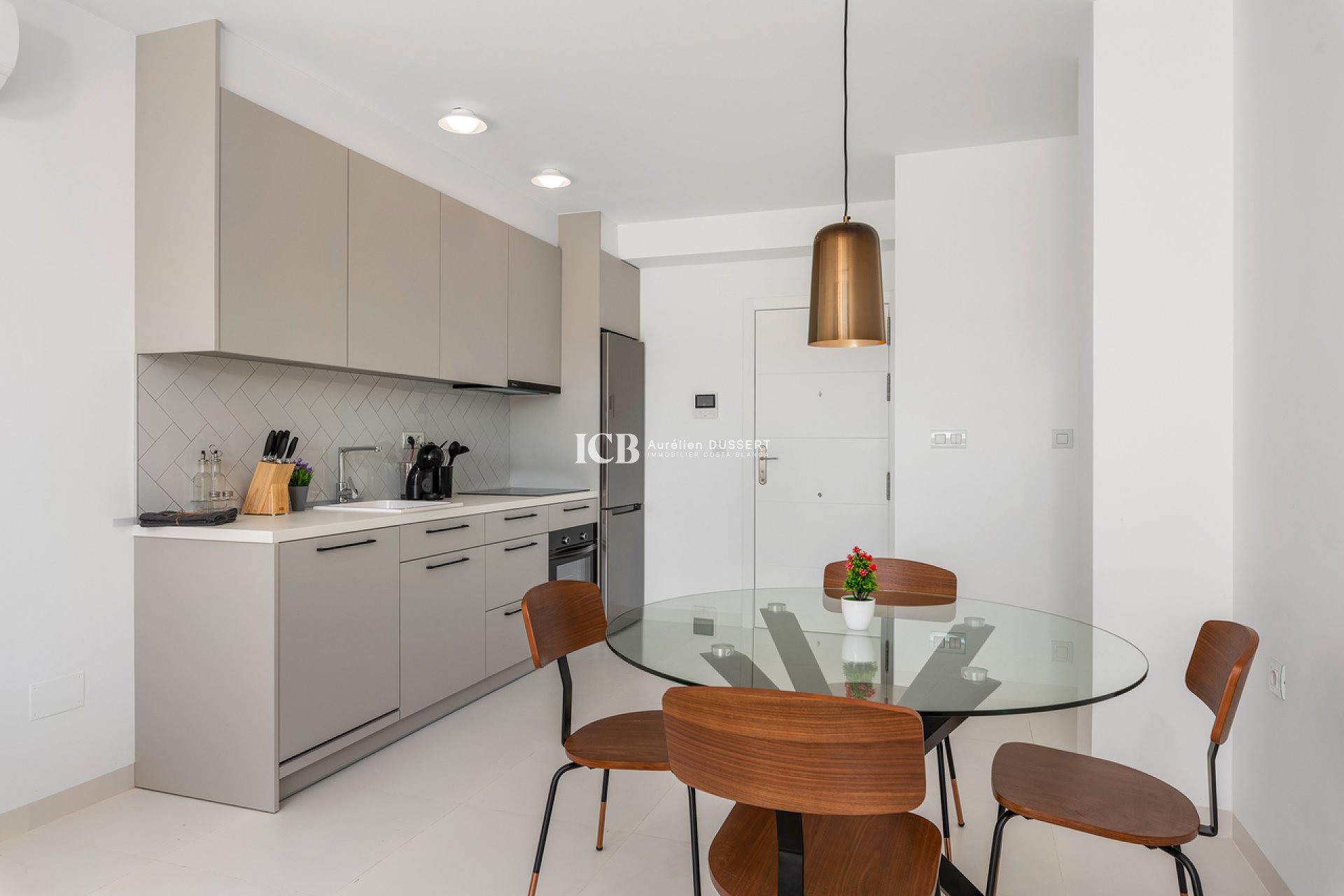 Reventa - Apartamento / piso -
San Miguel de Salinas