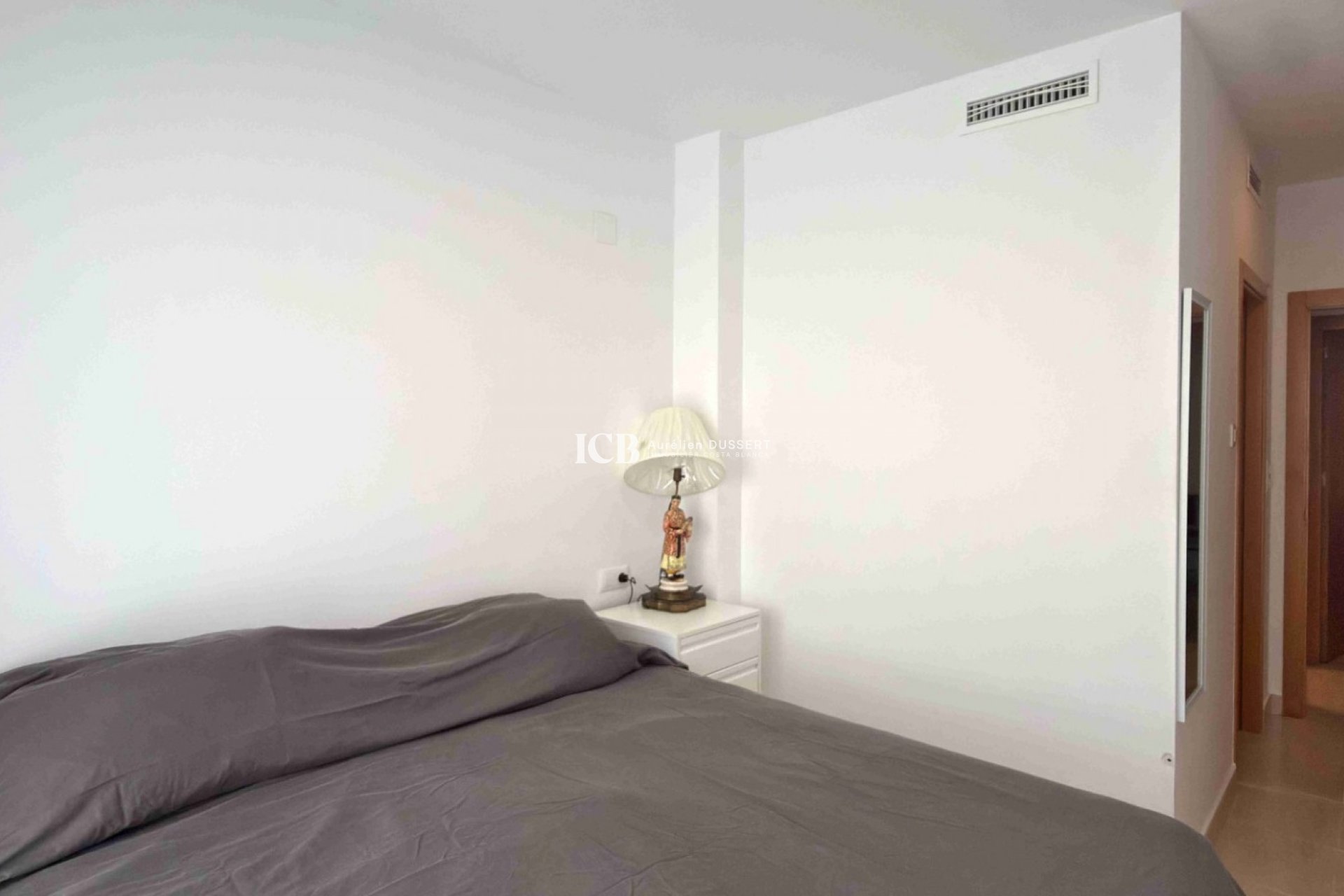 Reventa - Apartamento / piso -
San Miguel de Salinas