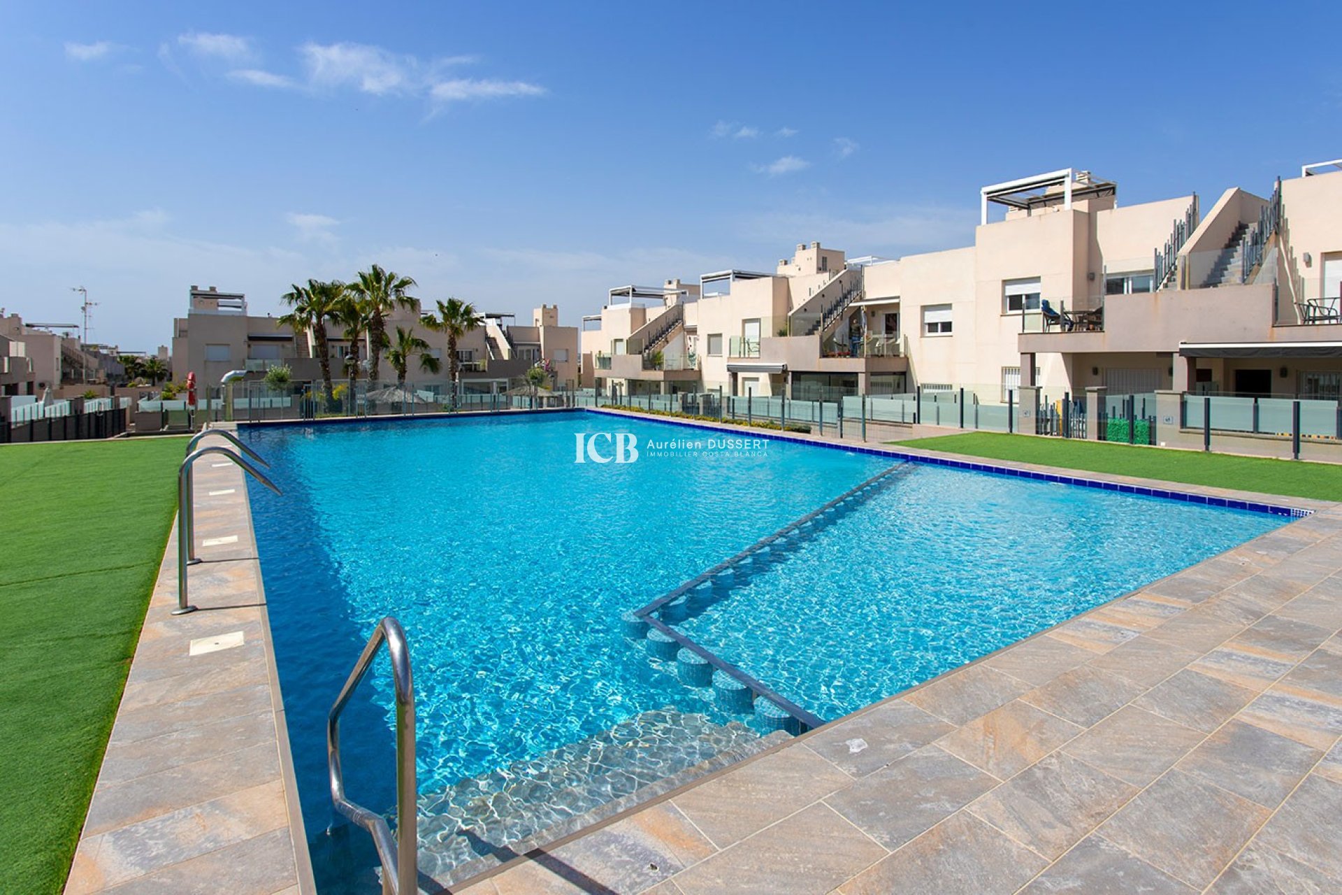 Reventa - Apartamento / piso -
Torrevieja - Aguas Nuevas