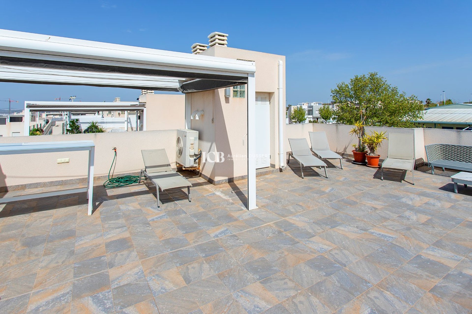 Reventa - Apartamento / piso -
Torrevieja - Aguas Nuevas