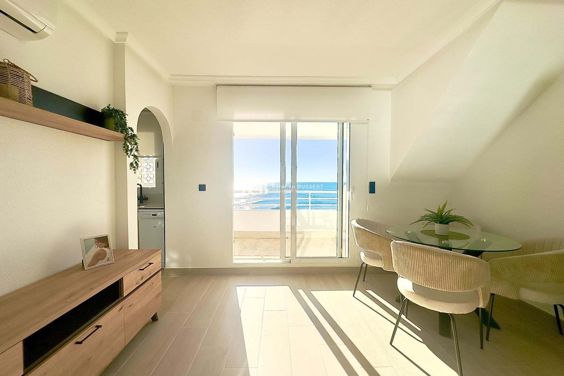 Reventa - Apartamento / piso -
Torrevieja - Cabo cervera