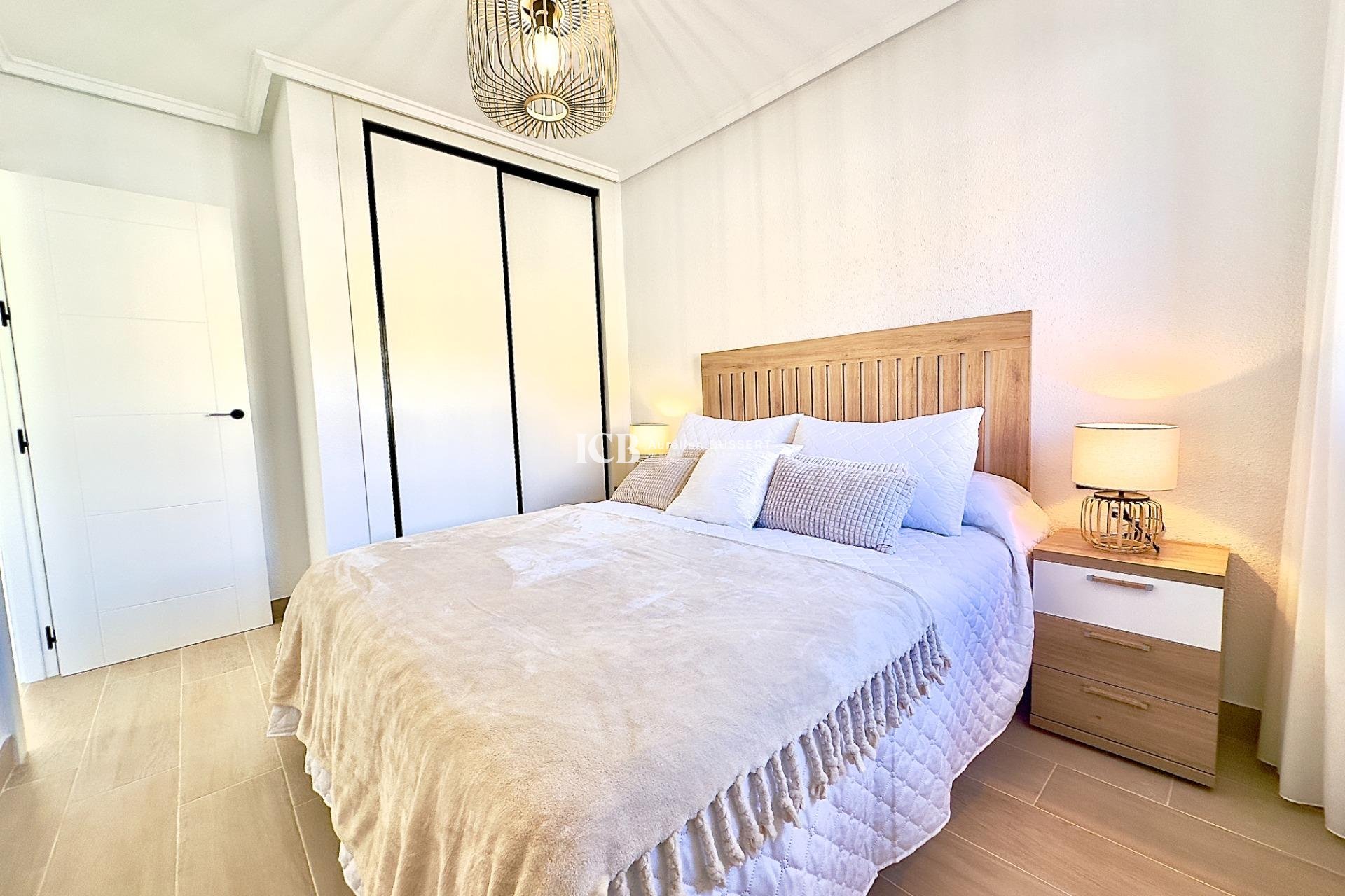 Reventa - Apartamento / piso -
Torrevieja - Cabo cervera